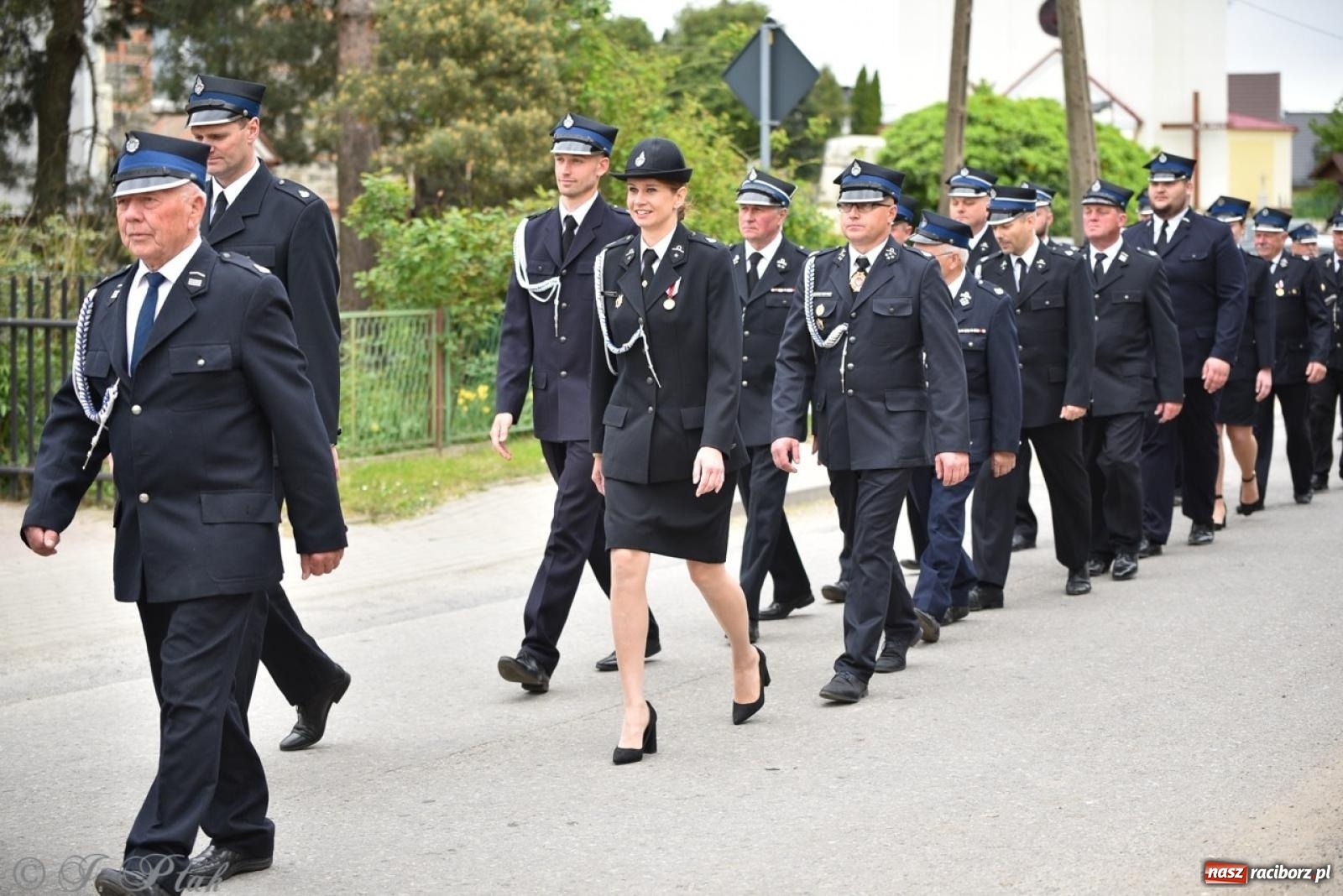 Zdjęcie w galerii na portalu naszraciborz.pl: 100-lecie OSP Gamów. Wręczono odznaczenia i poświęcono tablicę pamiątkową wiadomości z regionu