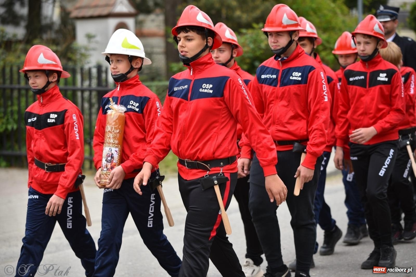 Zdjęcie w galerii na portalu naszraciborz.pl: 100-lecie OSP Gamów. Wręczono odznaczenia i poświęcono tablicę pamiątkową wiadomości z regionu