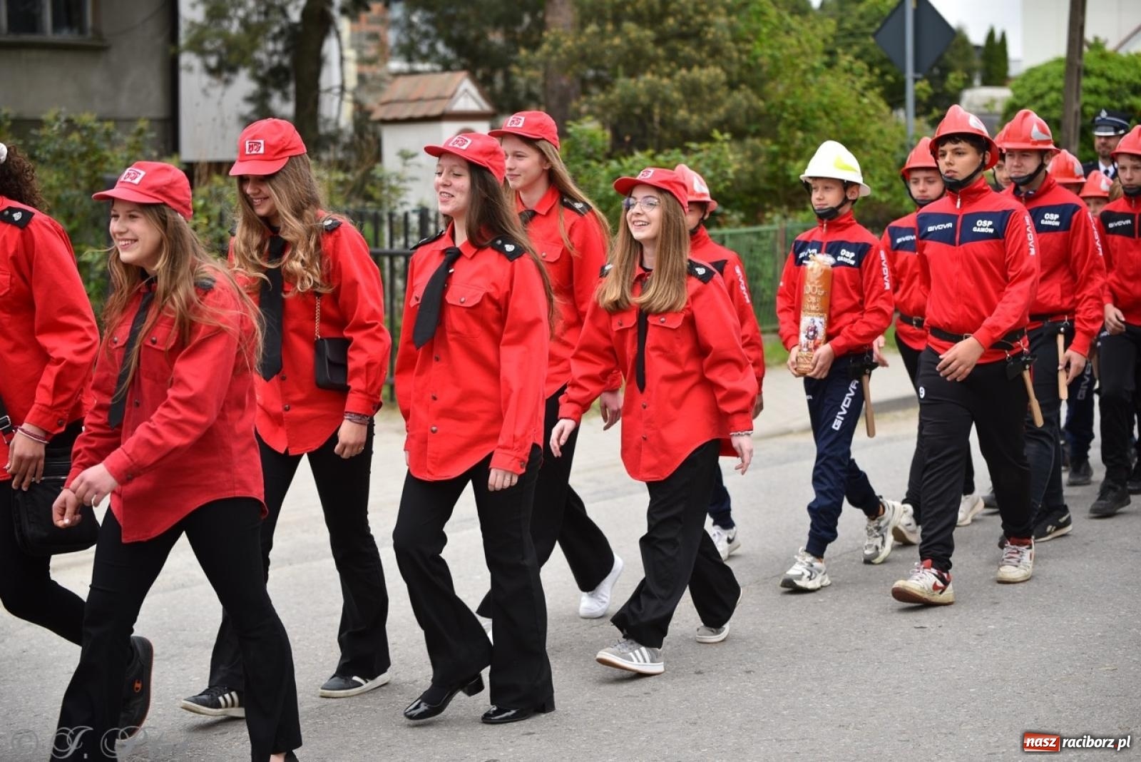 Zdjęcie w galerii na portalu naszraciborz.pl: 100-lecie OSP Gamów. Wręczono odznaczenia i poświęcono tablicę pamiątkową wiadomości z regionu