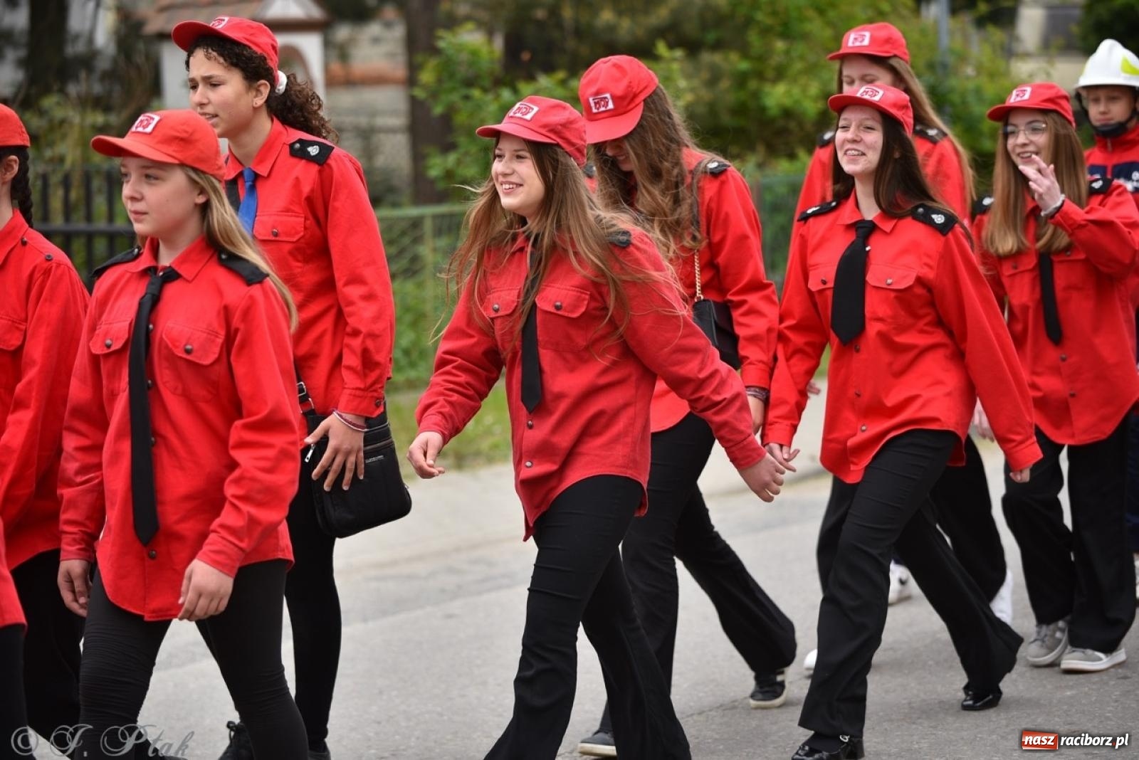 Zdjęcie w galerii na portalu naszraciborz.pl: 100-lecie OSP Gamów. Wręczono odznaczenia i poświęcono tablicę pamiątkową wiadomości z regionu