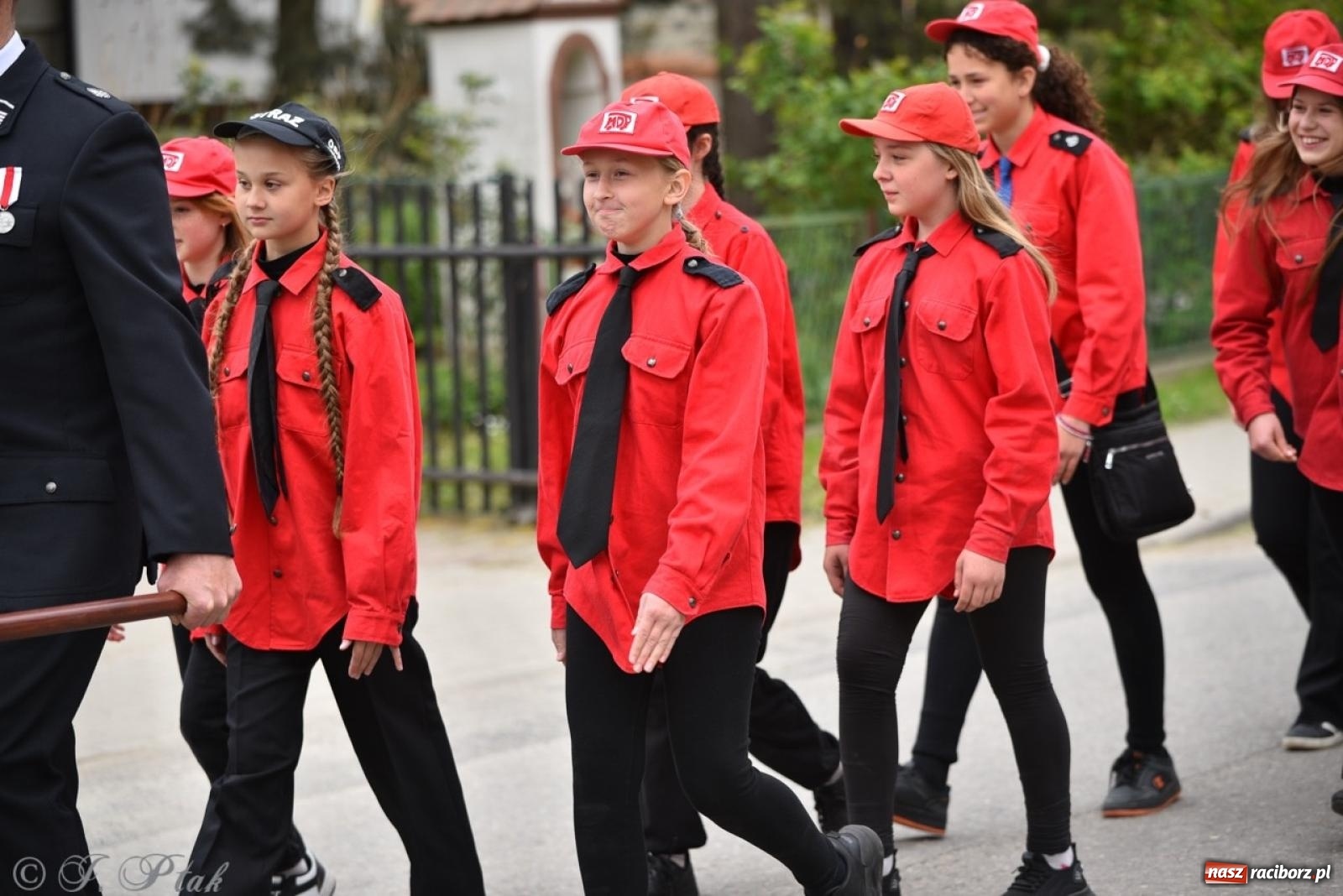 Zdjęcie w galerii na portalu naszraciborz.pl: 100-lecie OSP Gamów. Wręczono odznaczenia i poświęcono tablicę pamiątkową wiadomości z regionu