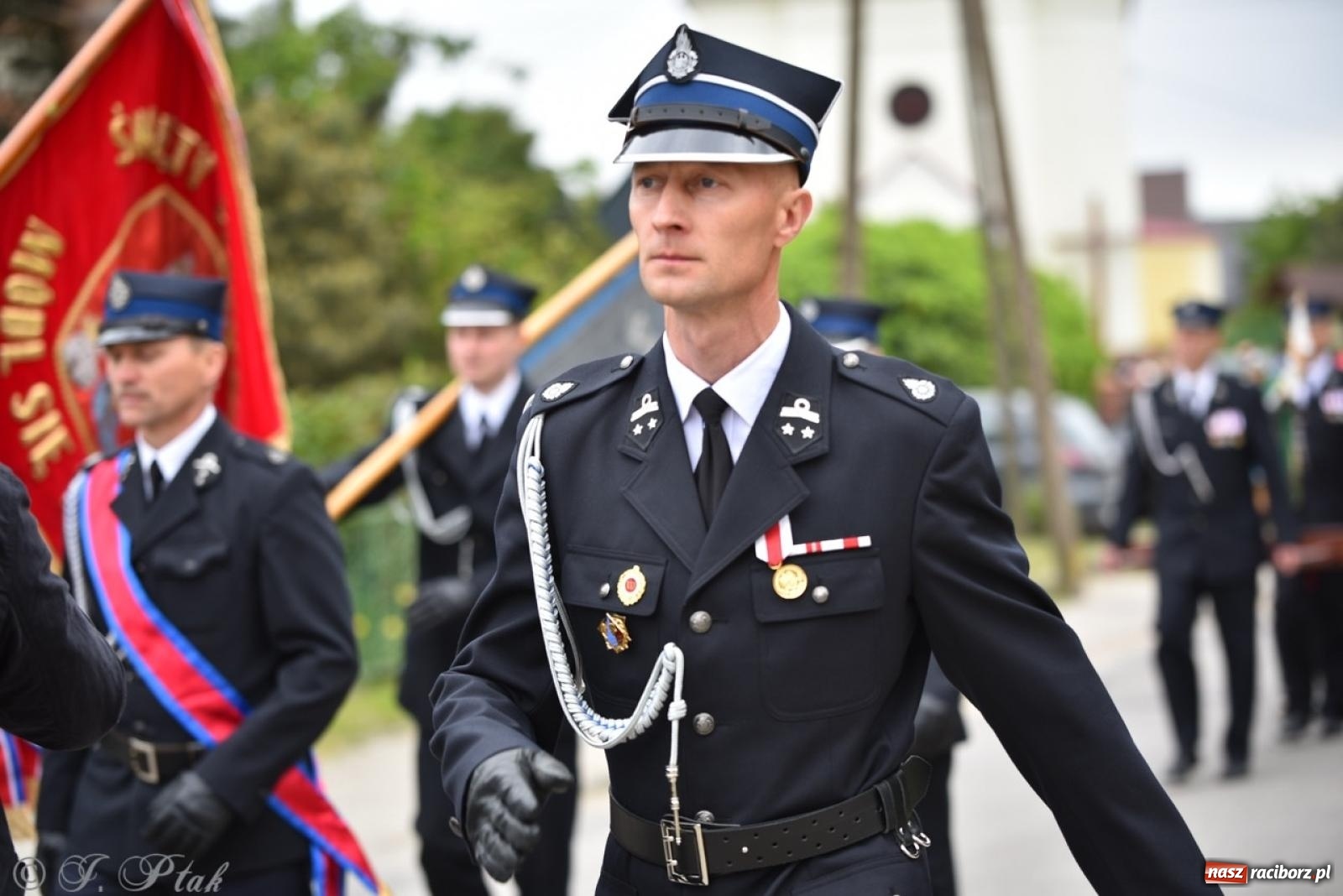 Zdjęcie w galerii na portalu naszraciborz.pl: 100-lecie OSP Gamów. Wręczono odznaczenia i poświęcono tablicę pamiątkową wiadomości z regionu