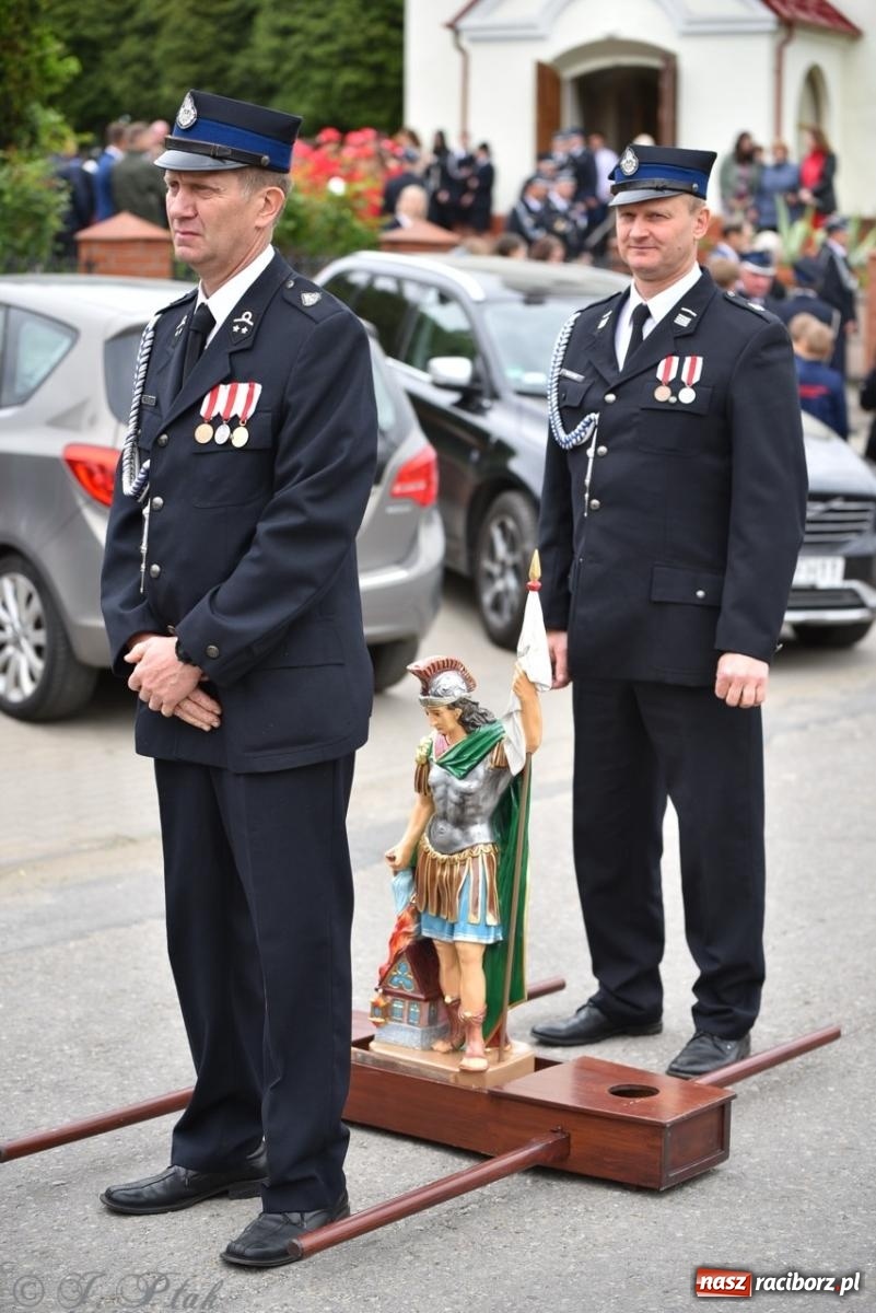 Zdjęcie w galerii na portalu naszraciborz.pl: 100-lecie OSP Gamów. Wręczono odznaczenia i poświęcono tablicę pamiątkową wiadomości z regionu