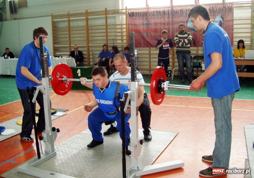 Zdjęcie w galerii na portalu naszraciborz.pl: Animusz i Huragan górą wiadomości z regionu