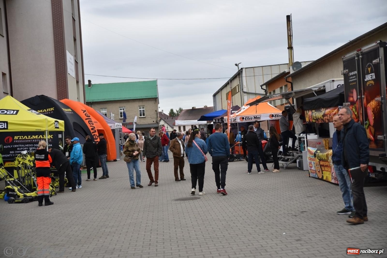 Zdjęcie w galerii na portalu naszraciborz.pl: 20 lat promowania ekologii. Ruszyła Eko-wystawa 2025 ze wsparciem WFOŚiGW w Katowicach wiadomości z regionu