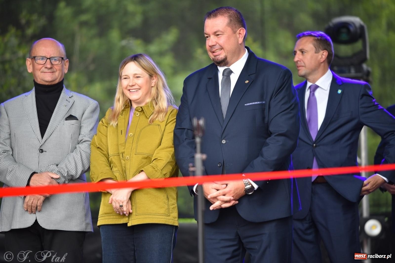 Zdjęcie w galerii na portalu naszraciborz.pl: 20 lat promowania ekologii. Ruszyła Eko-wystawa 2025 ze wsparciem WFOŚiGW w Katowicach wiadomości z regionu