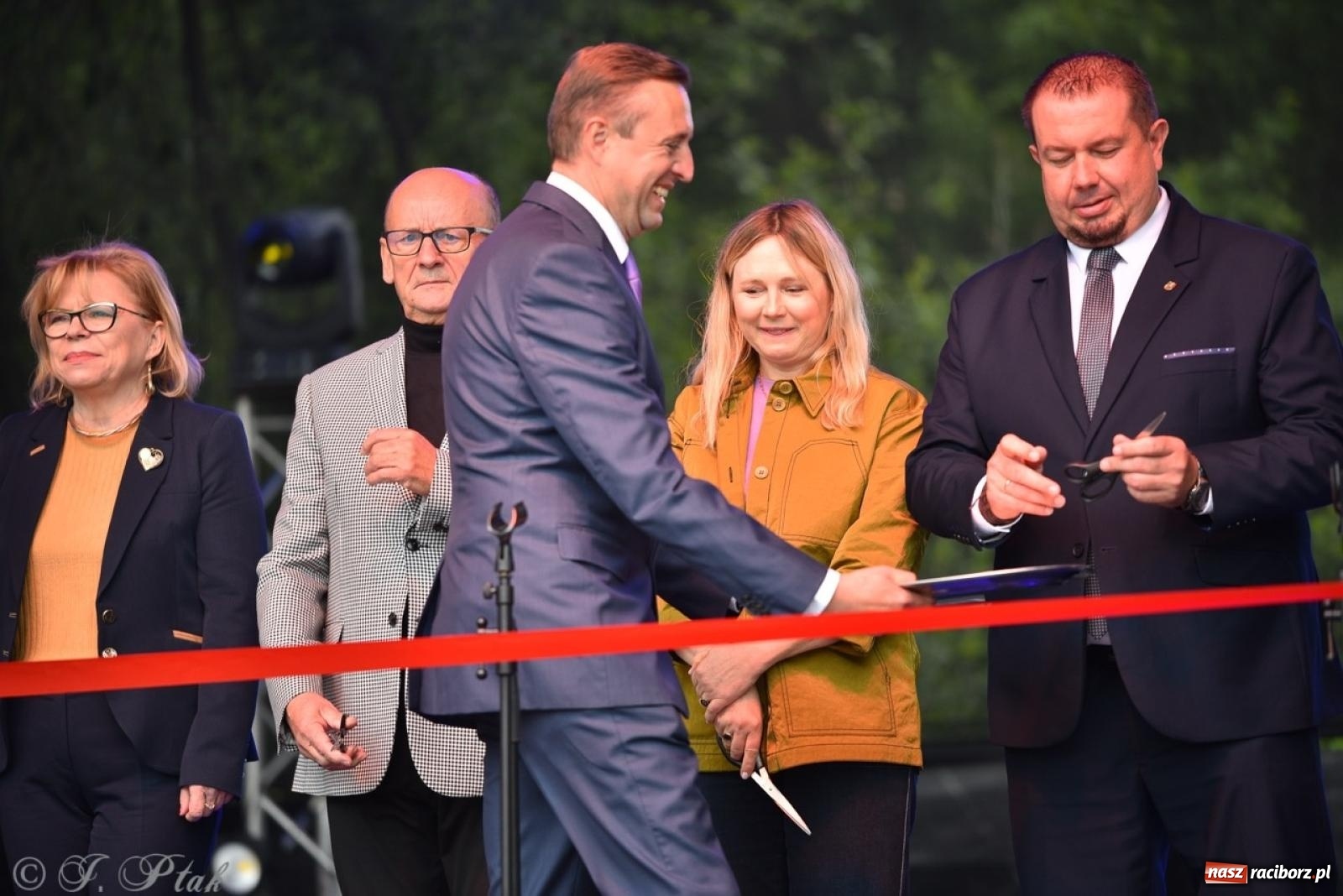 Zdjęcie w galerii na portalu naszraciborz.pl: 20 lat promowania ekologii. Ruszyła Eko-wystawa 2025 ze wsparciem WFOŚiGW w Katowicach wiadomości z regionu