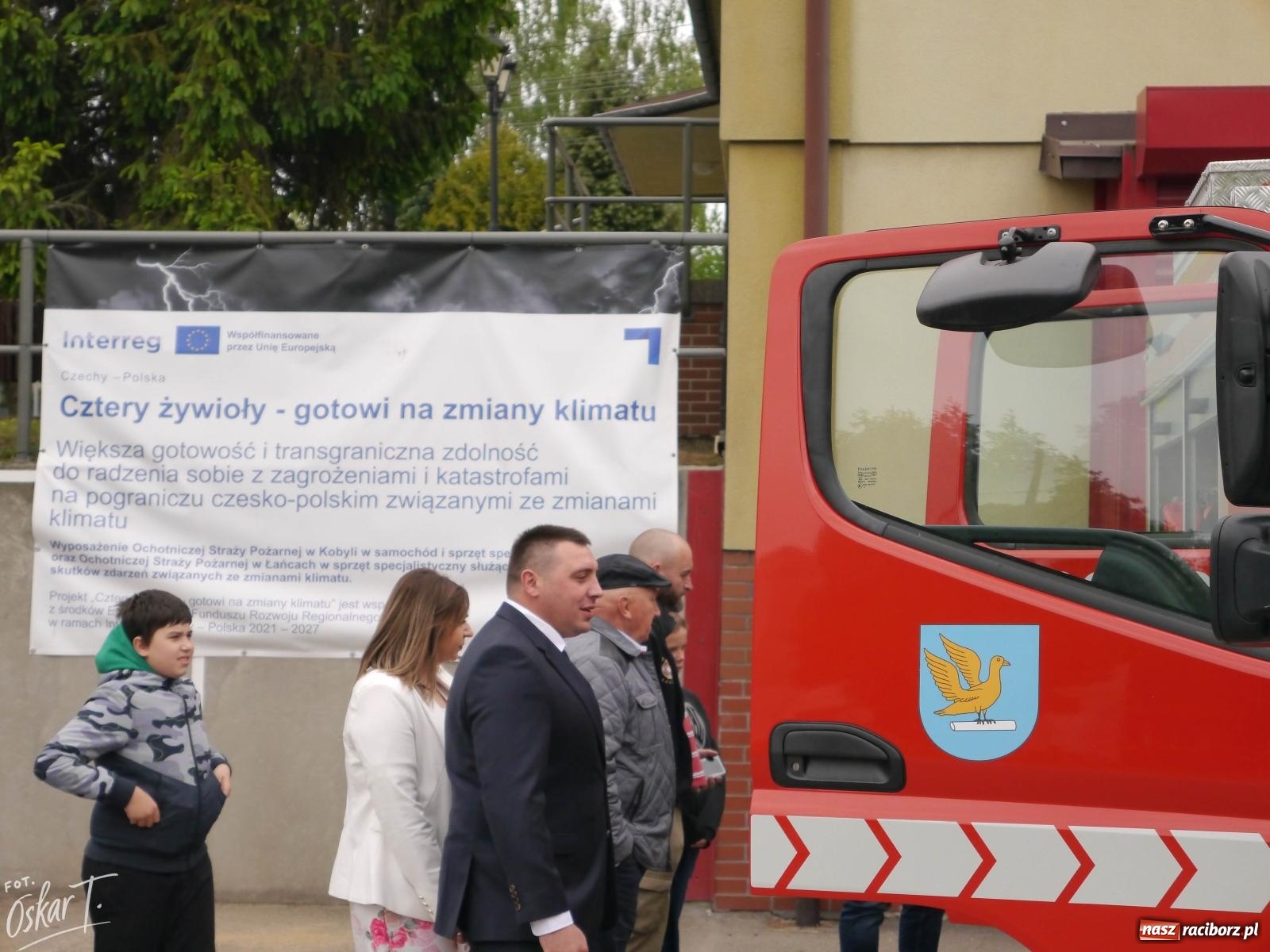 Zdjęcie w galerii na portalu naszraciborz.pl: OSP Kobyla z nowym wozem strażackim wiadomości z regionu