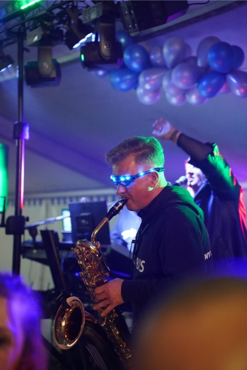 Zdjęcie w galerii na portalu naszraciborz.pl: Zabawa taneczna z zespołem Bis zakończyła obchody 100-lecia OSP Gamów [FOTO] wiadomości z regionu