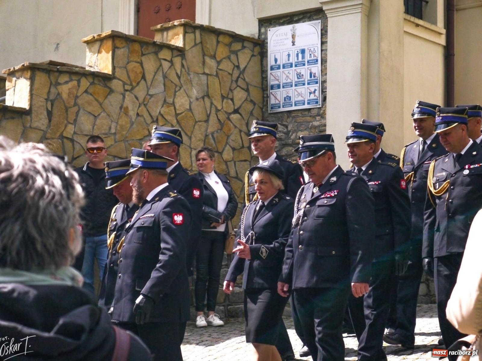 Zdjęcie w galerii na portalu naszraciborz.pl: 27. pielgrzymka strażaków na Górę Świętej Anny z udziałem raciborskich pocztów wiadomości z regionu