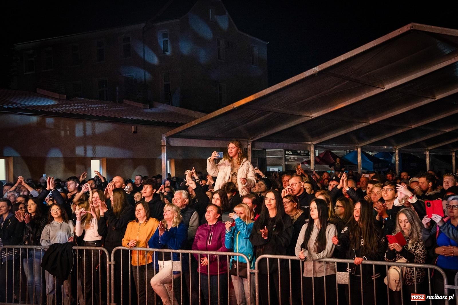 Zdjęcie w galerii na portalu naszraciborz.pl: Drugi dzień Ekowystawy w Pietrowicach Wielkich pełen atrakcji. Na finał zagrał Enej [FOTO i WIDEO] wiadomości z regionu
