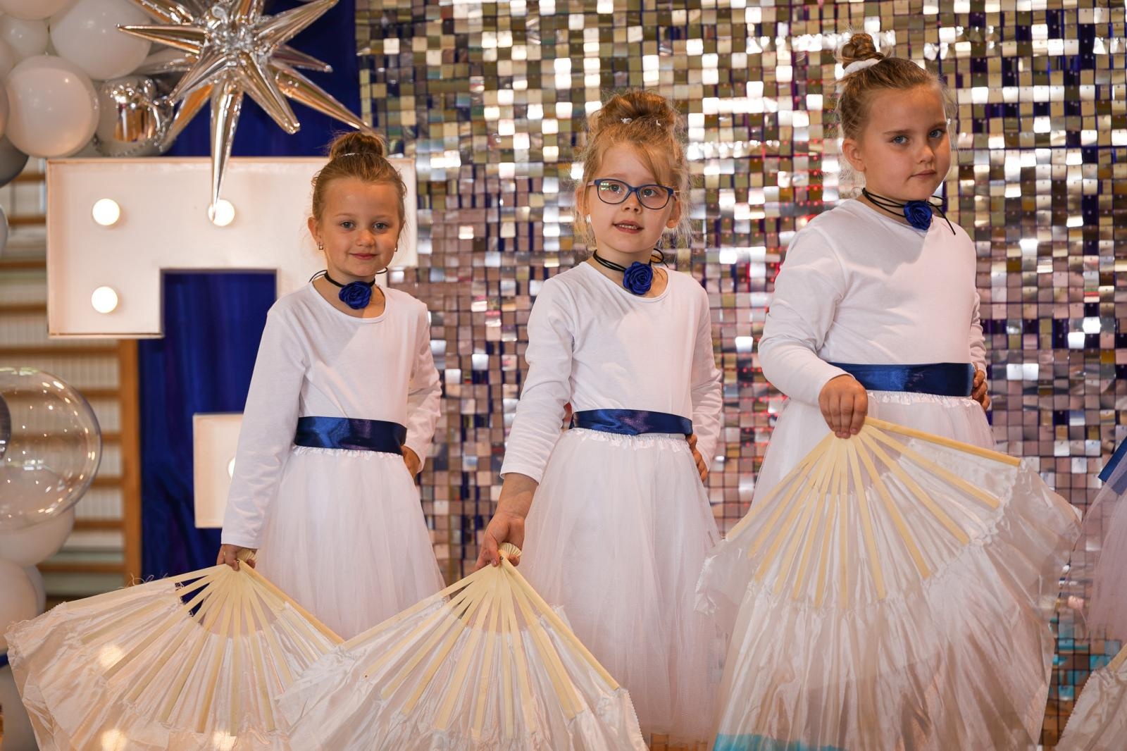 Zdjęcie w galerii na portalu naszraciborz.pl: III Powiatowy Festiwal Taneczny Tańczące Przedszkolaki w Zabełkowie – radość tańca i dziecięcej pasji wiadomości z regionu