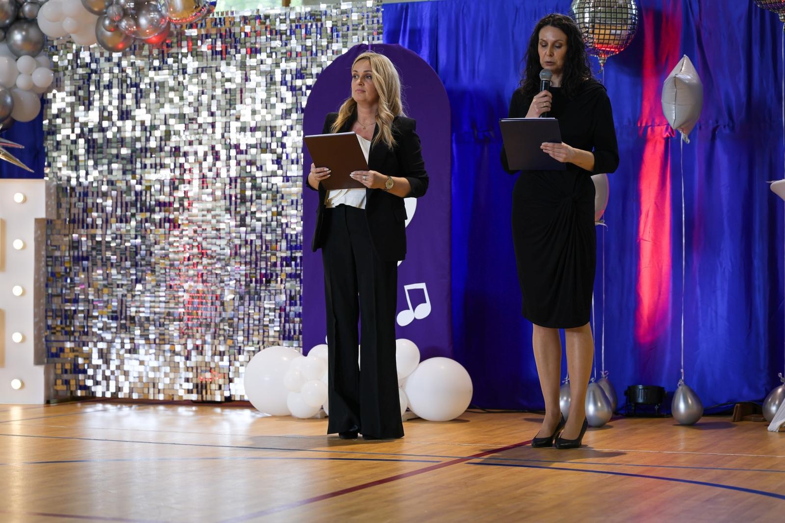 Zdjęcie w galerii na portalu naszraciborz.pl: III Powiatowy Festiwal Taneczny Tańczące Przedszkolaki w Zabełkowie – radość tańca i dziecięcej pasji wiadomości z regionu