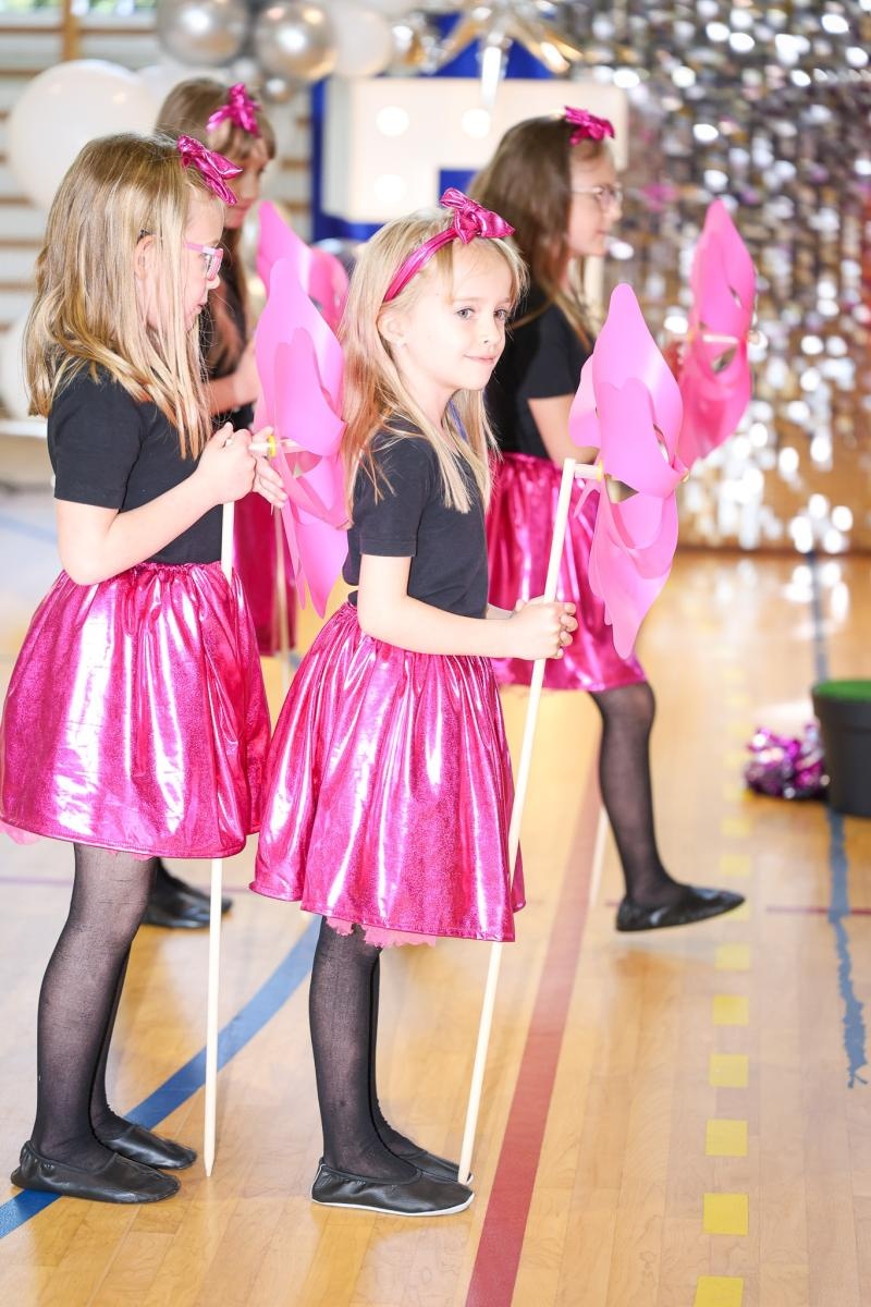 Zdjęcie w galerii na portalu naszraciborz.pl: III Powiatowy Festiwal Taneczny Tańczące Przedszkolaki w Zabełkowie – radość tańca i dziecięcej pasji wiadomości z regionu