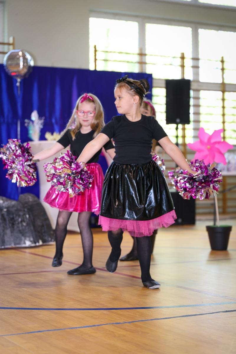 Zdjęcie w galerii na portalu naszraciborz.pl: III Powiatowy Festiwal Taneczny Tańczące Przedszkolaki w Zabełkowie – radość tańca i dziecięcej pasji wiadomości z regionu