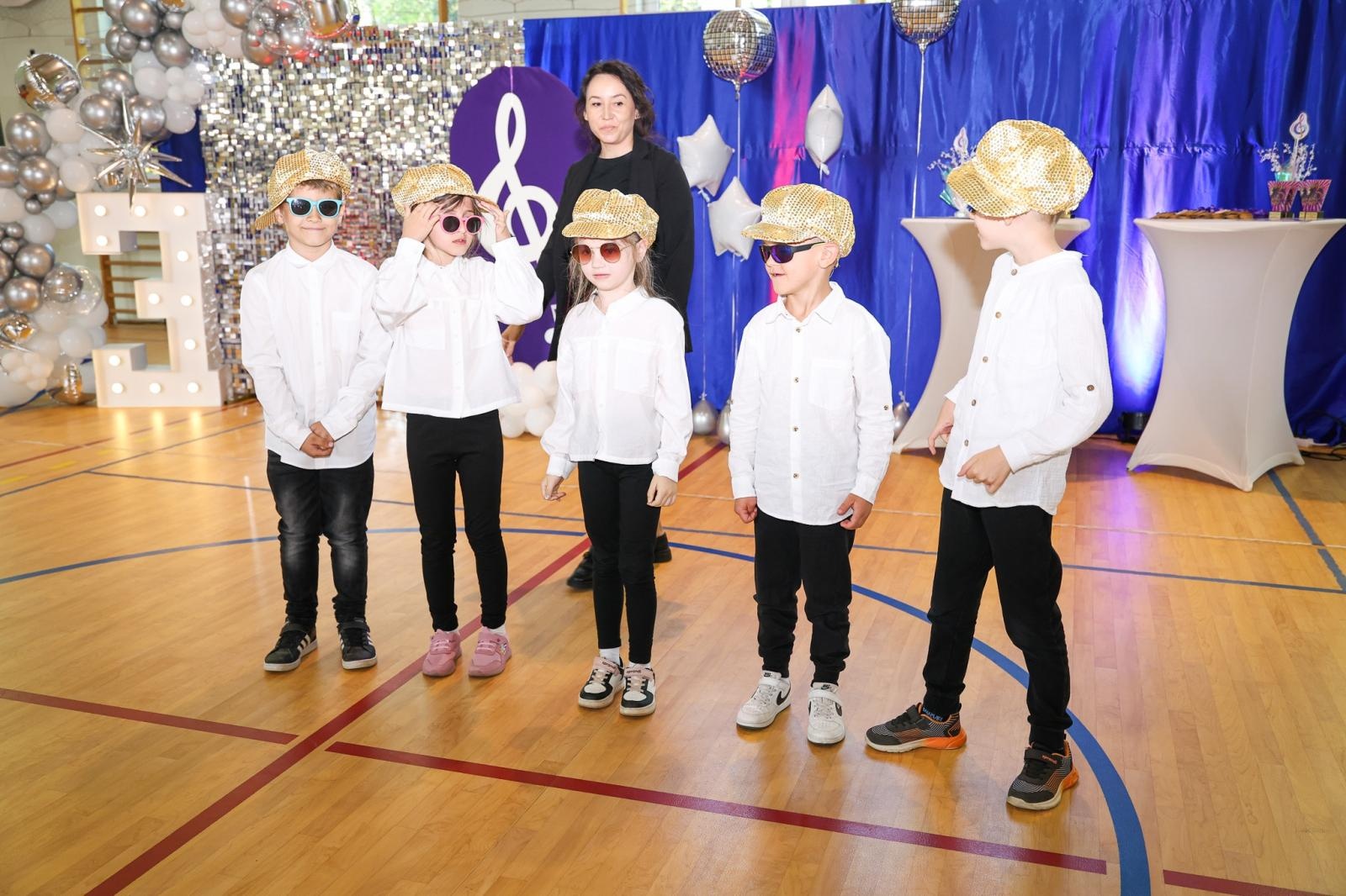 Zdjęcie w galerii na portalu naszraciborz.pl: III Powiatowy Festiwal Taneczny Tańczące Przedszkolaki w Zabełkowie – radość tańca i dziecięcej pasji wiadomości z regionu