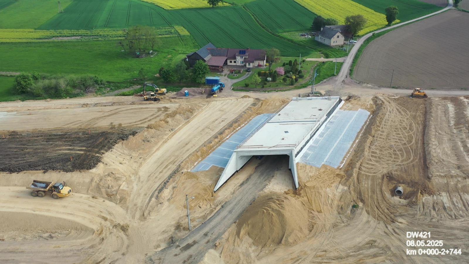 Zdjęcie w galerii na portalu naszraciborz.pl: Nowy most na Odrze pod Raciborzem: inwestycja na półmetku. Przeprawa gotowa w 2027 roku wiadomości z regionu