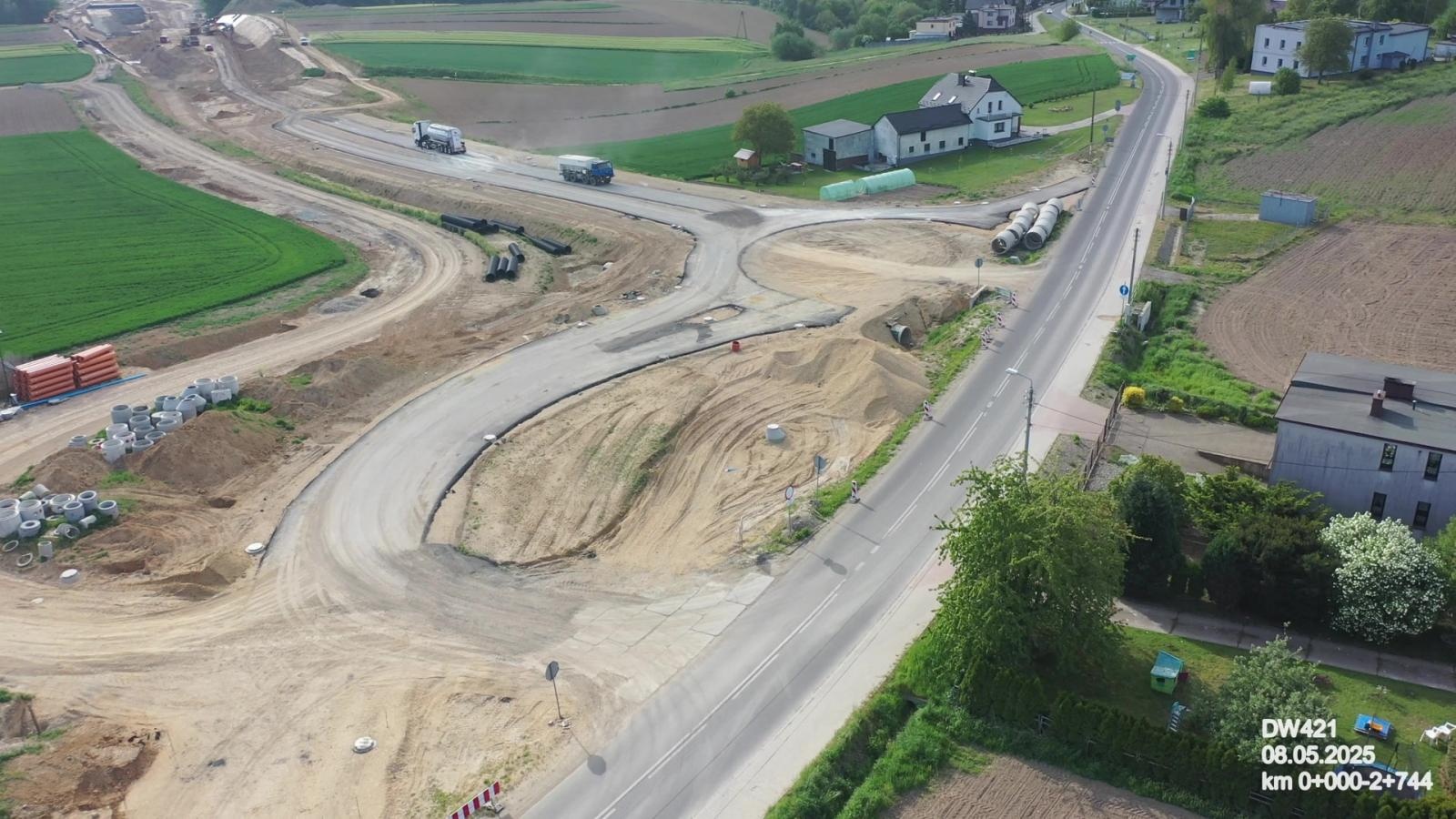 Zdjęcie w galerii na portalu naszraciborz.pl: Nowy most na Odrze pod Raciborzem: inwestycja na półmetku. Przeprawa gotowa w 2027 roku wiadomości z regionu