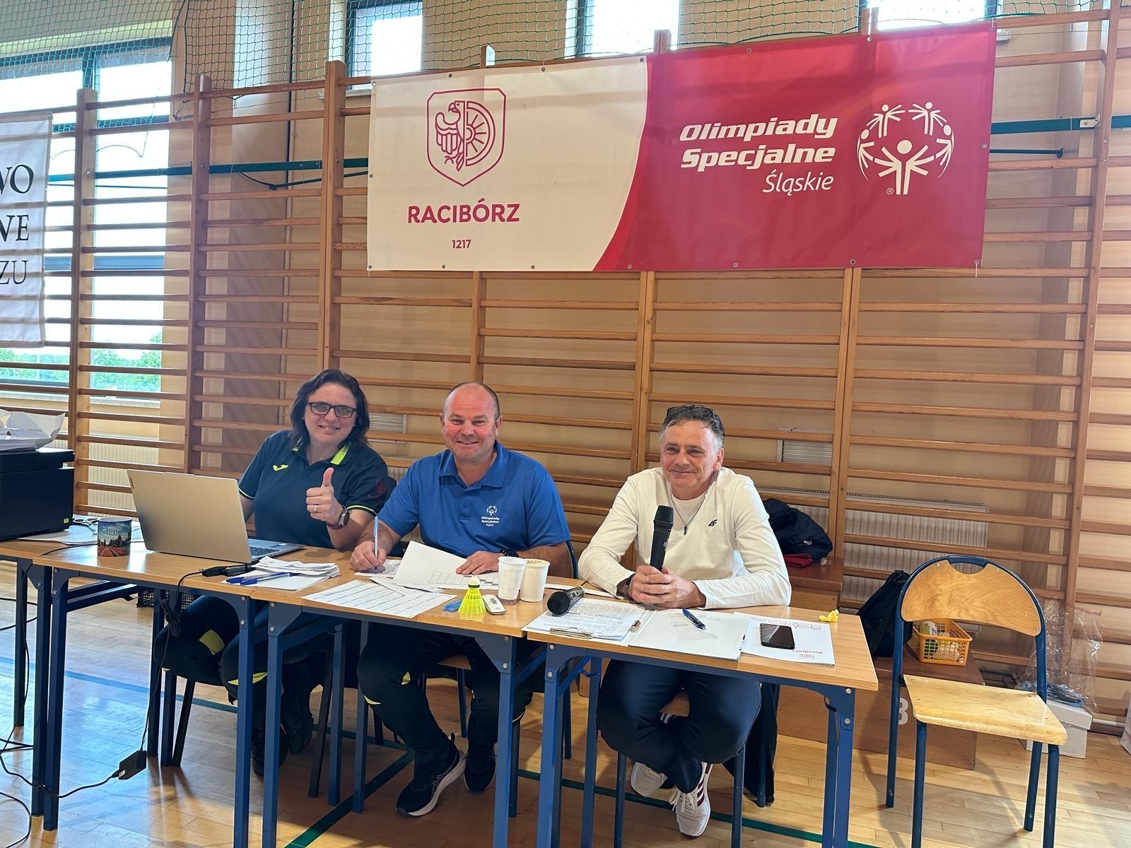 Zdjęcie w galerii na portalu naszraciborz.pl: XXI Turniej Badmintona Olimpiad Specjalnych za nami wiadomości z regionu