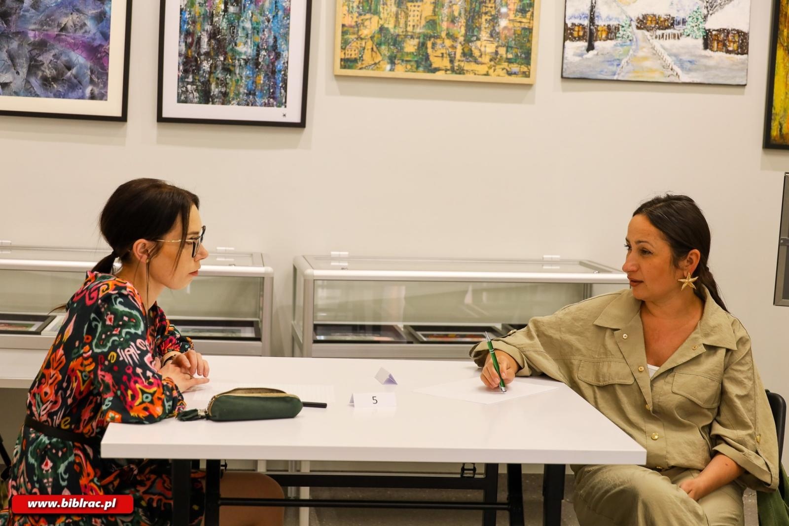 Zdjęcie w galerii na portalu naszraciborz.pl: Anna Żagiel-Gonsior Mistrzem Pięknego Pisania w Raciborzu wiadomości z regionu