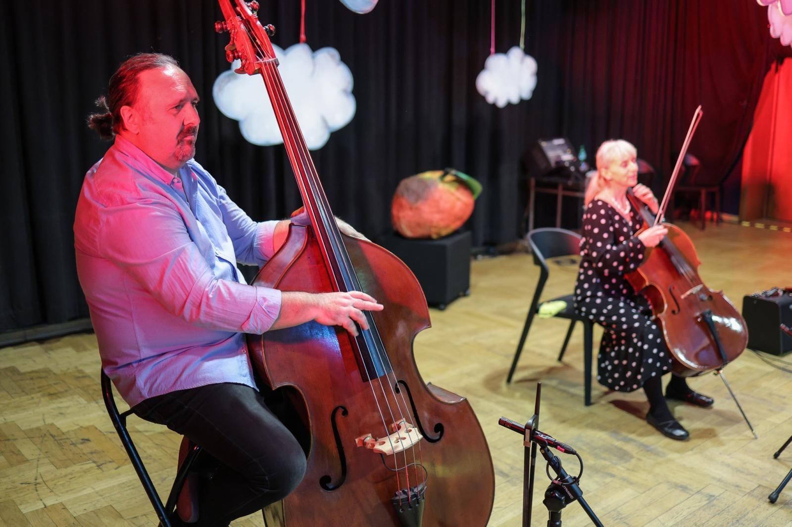 Zdjęcie w galerii na portalu naszraciborz.pl: Niech muzyka stanie się pierwszym językiem Twojego dziecka! MALUCHY W KRAINIE DŹWIĘKU zapraszają na koncert! wiadomości z regionu