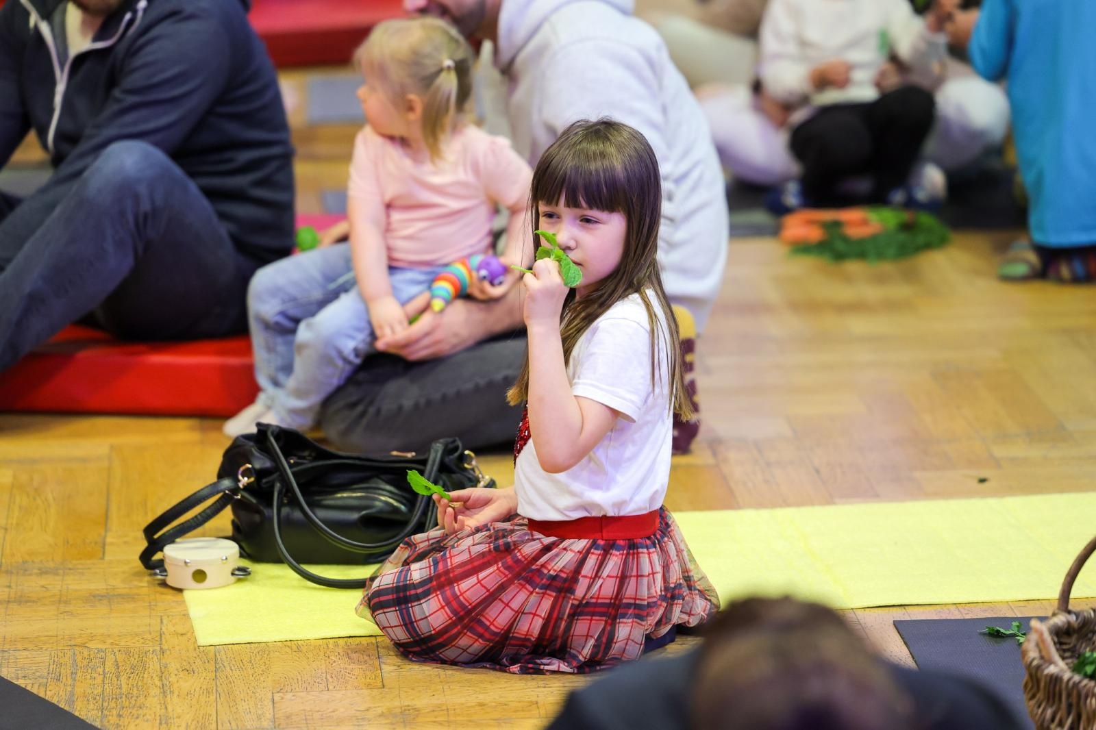 Zdjęcie w galerii na portalu naszraciborz.pl: Niech muzyka stanie się pierwszym językiem Twojego dziecka! MALUCHY W KRAINIE DŹWIĘKU zapraszają na koncert! wiadomości z regionu