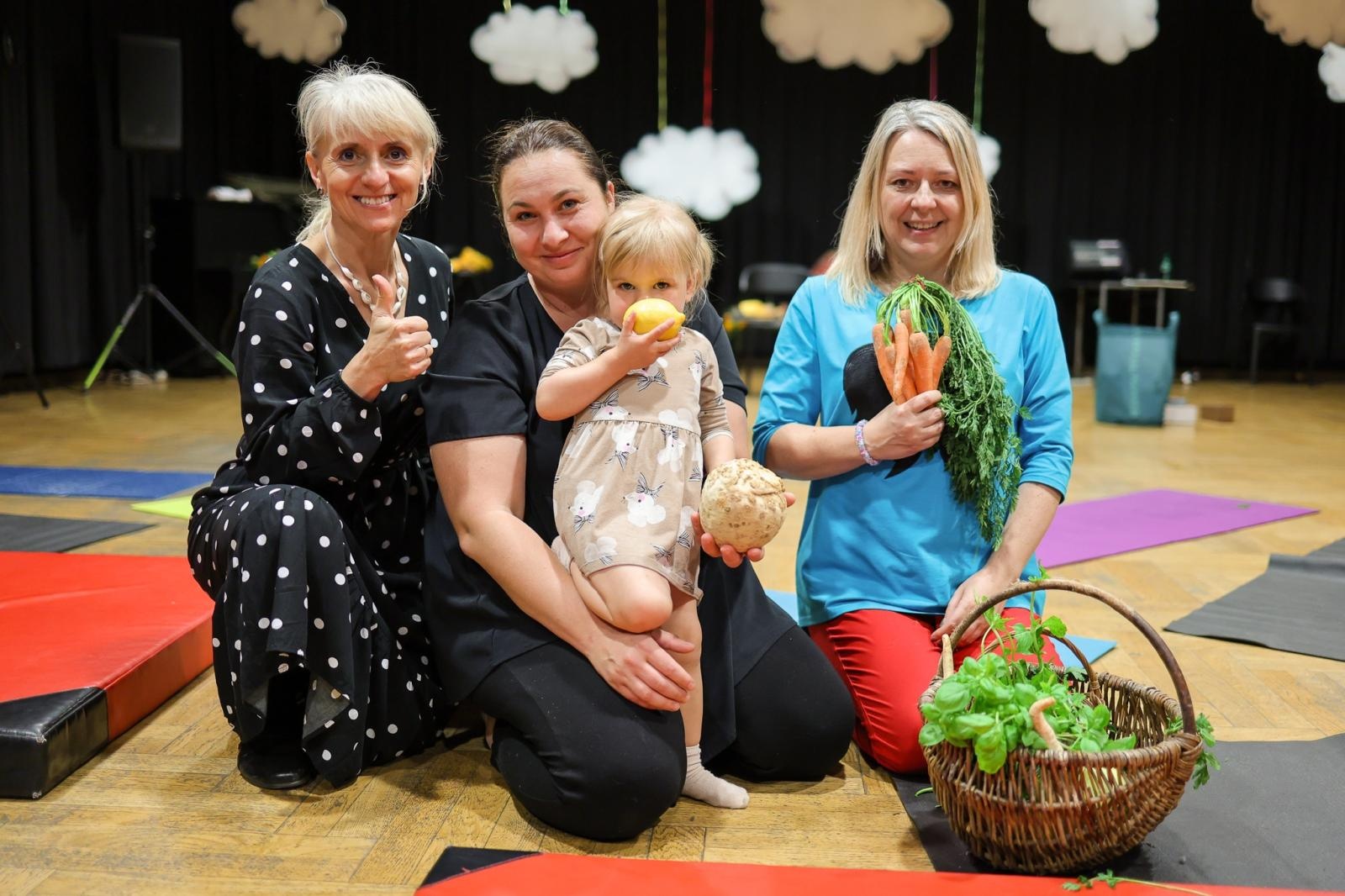 Zdjęcie w galerii na portalu naszraciborz.pl: Niech muzyka stanie się pierwszym językiem Twojego dziecka! MALUCHY W KRAINIE DŹWIĘKU zapraszają na koncert! wiadomości z regionu