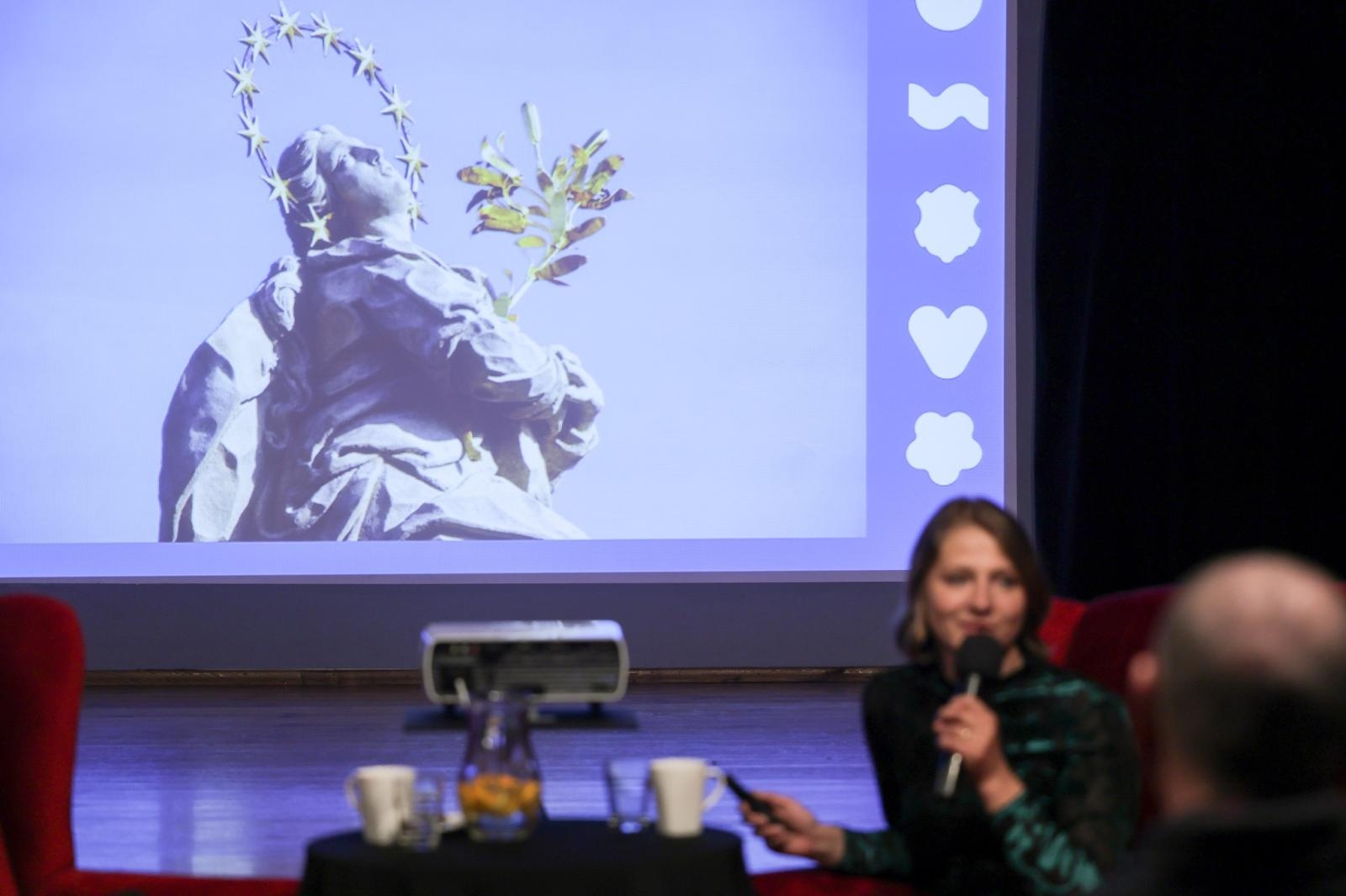 Zdjęcie w galerii na portalu naszraciborz.pl: Arkana pracy miejskiej konserwator zabytków. Za nami spotkanie W PUNKT z Marią Olejarnik wiadomości z regionu