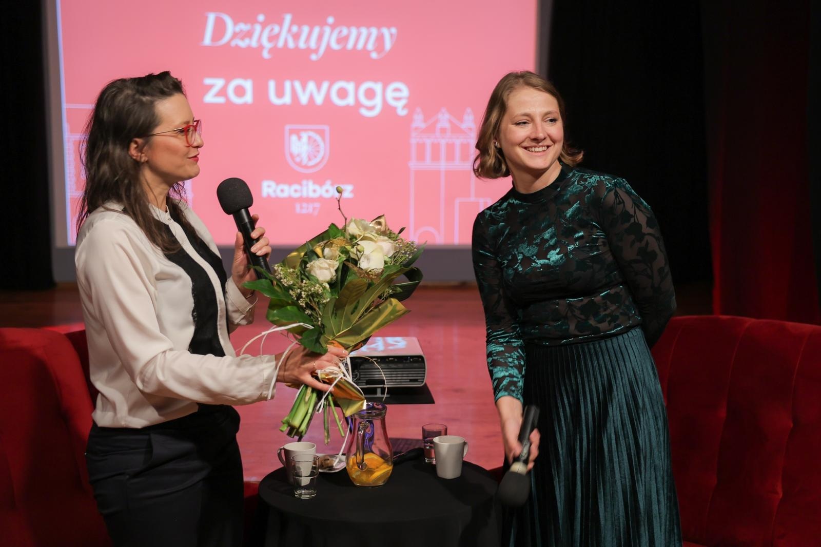 Zdjęcie w galerii na portalu naszraciborz.pl: Arkana pracy miejskiej konserwator zabytków. Za nami spotkanie W PUNKT z Marią Olejarnik wiadomości z regionu