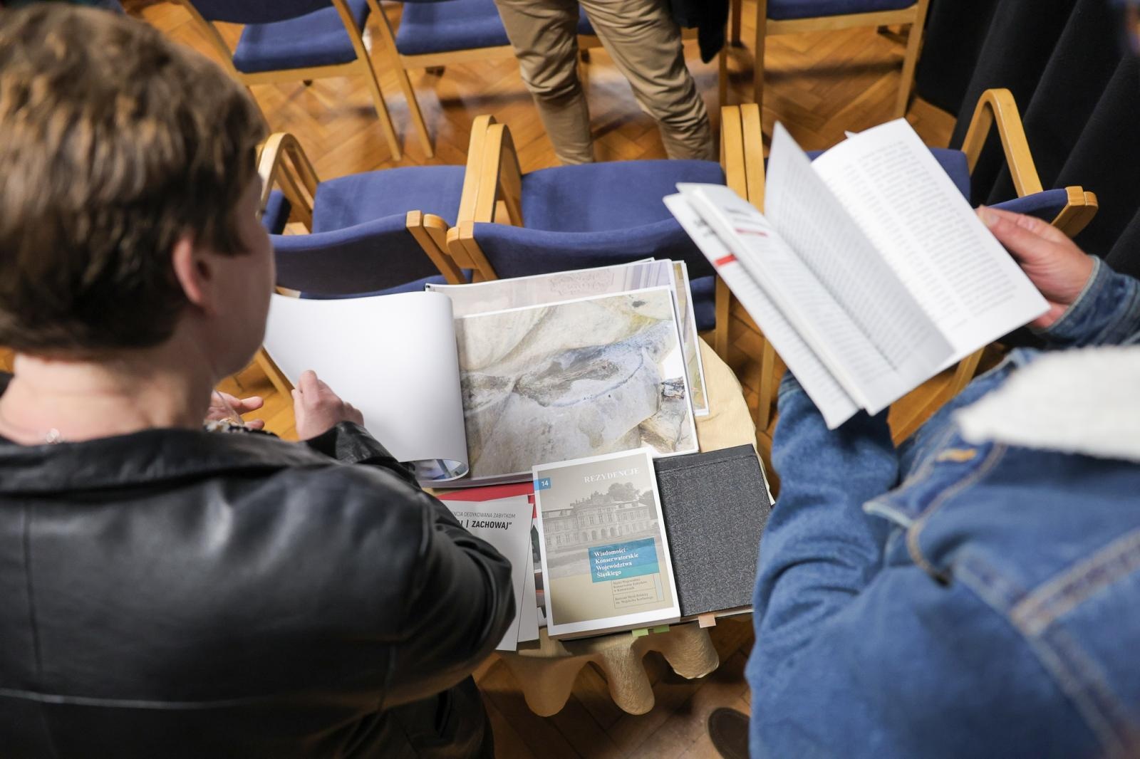 Zdjęcie w galerii na portalu naszraciborz.pl: Arkana pracy miejskiej konserwator zabytków. Za nami spotkanie W PUNKT z Marią Olejarnik wiadomości z regionu