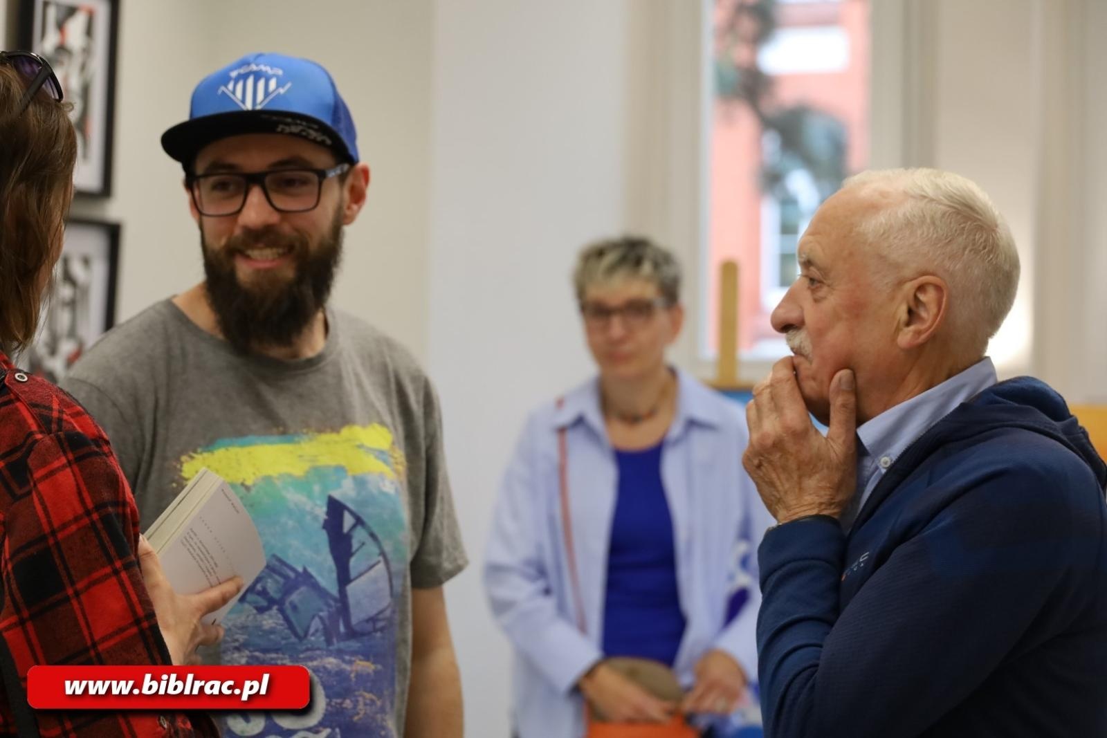 Zdjęcie w galerii na portalu naszraciborz.pl: Nie jestem legendą, jestem szczęściarzem! Krzysztof Wielicki w raciborskiej bibliotece wiadomości z regionu