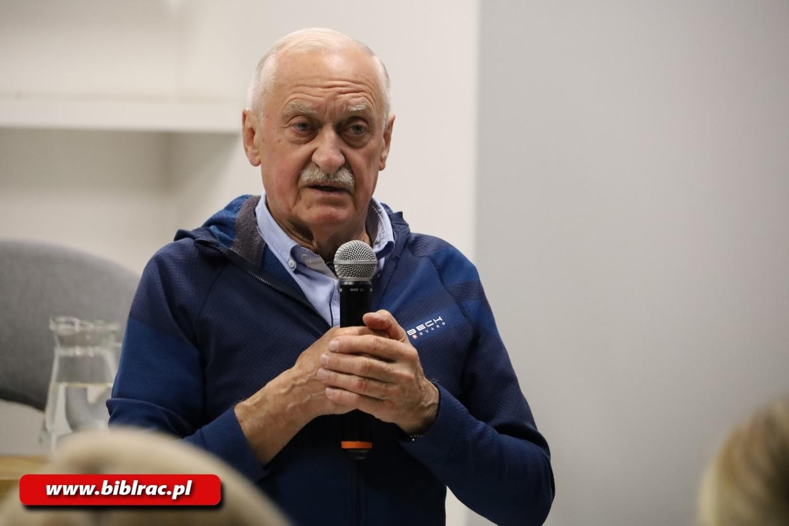 Zdjęcie w galerii na portalu naszraciborz.pl: Nie jestem legendą, jestem szczęściarzem! Krzysztof Wielicki w raciborskiej bibliotece wiadomości z regionu