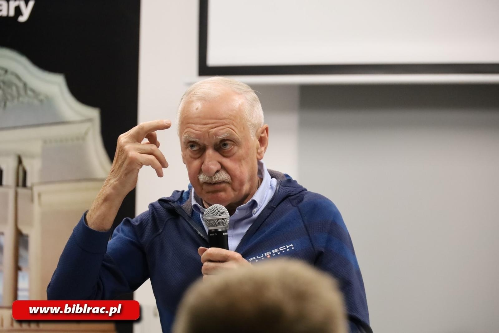 Zdjęcie w galerii na portalu naszraciborz.pl: Nie jestem legendą, jestem szczęściarzem! Krzysztof Wielicki w raciborskiej bibliotece wiadomości z regionu