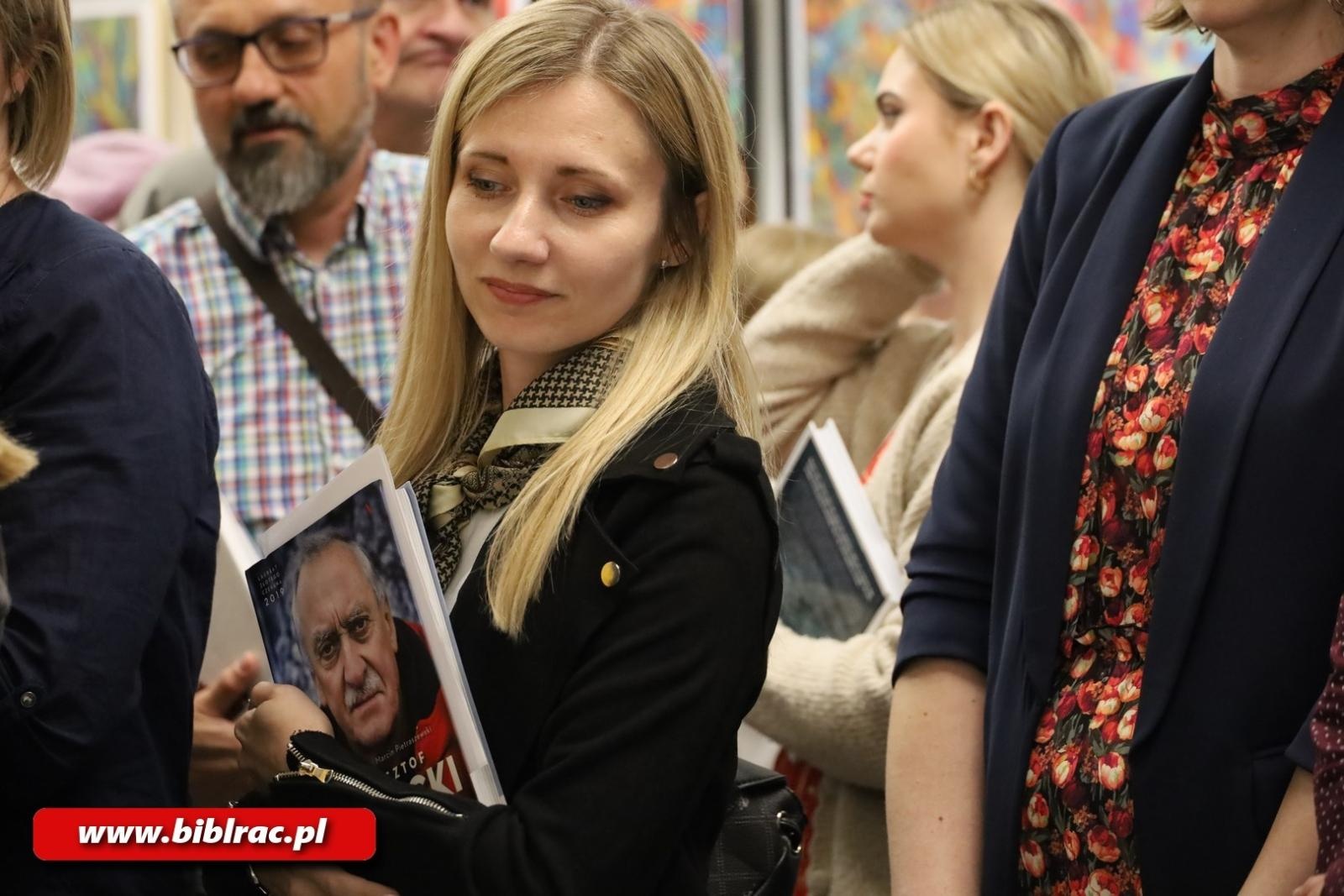 Zdjęcie w galerii na portalu naszraciborz.pl: Nie jestem legendą, jestem szczęściarzem! Krzysztof Wielicki w raciborskiej bibliotece wiadomości z regionu
