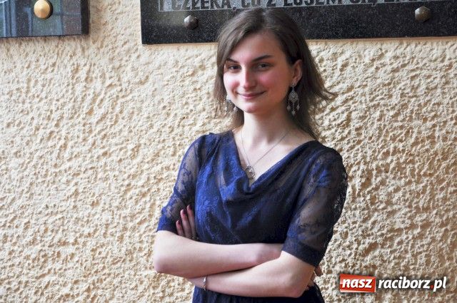 Zdjęcie w galerii na portalu naszraciborz.pl: Indeks na germanistykę - wyjście awaryjne wiadomości z regionu