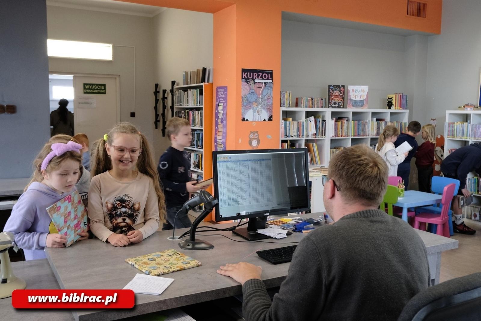 Zdjęcie w galerii na portalu naszraciborz.pl: Tydzień Bibliotek w filiach – inspirująco, twórczo i zaskakująco! wiadomości z regionu