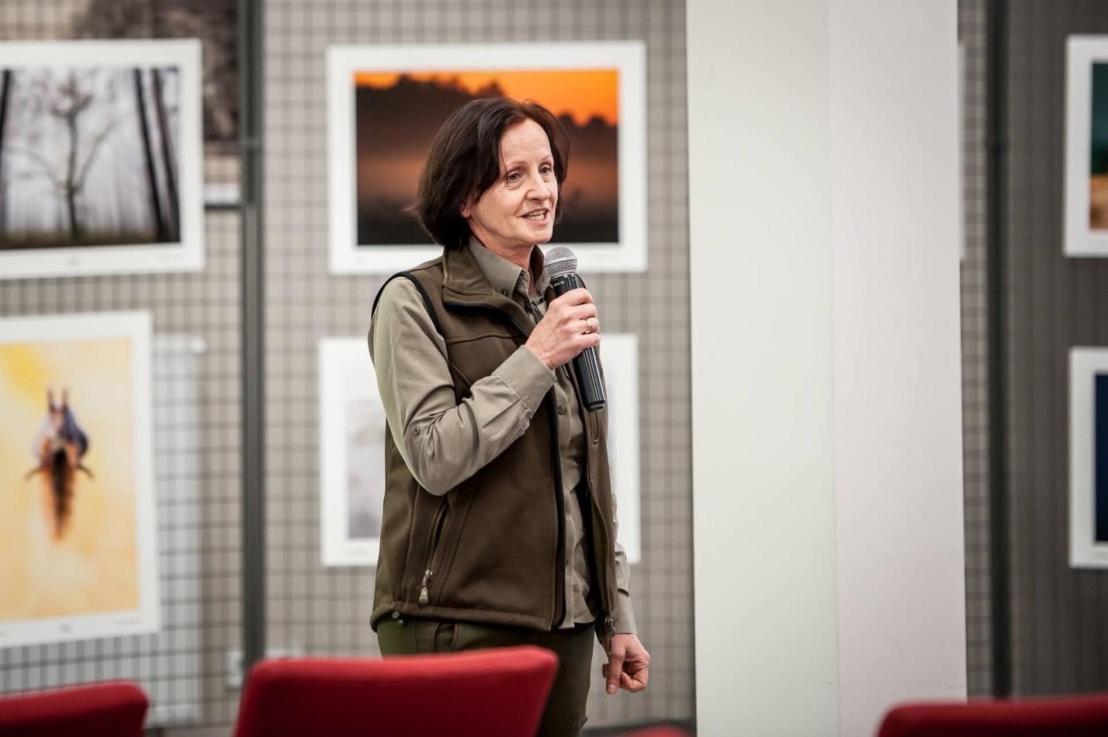 Zdjęcie w galerii na portalu naszraciborz.pl: Zamkowe spotkania edukacyjne o lesie i ekologii. Cykl rozpoczęty wiadomości z regionu