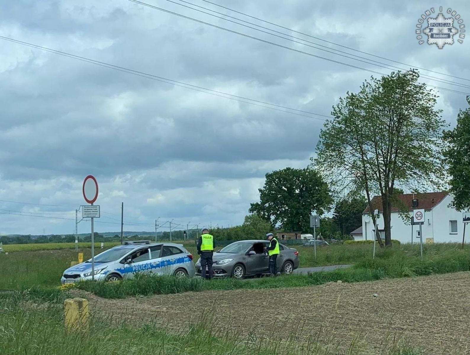 Zdjęcie w galerii na portalu naszraciborz.pl: Więcej patroli, więcej bezpieczeństwa. Policjanci intensyfikują działania w gminie Krzyżanowice wiadomości z regionu