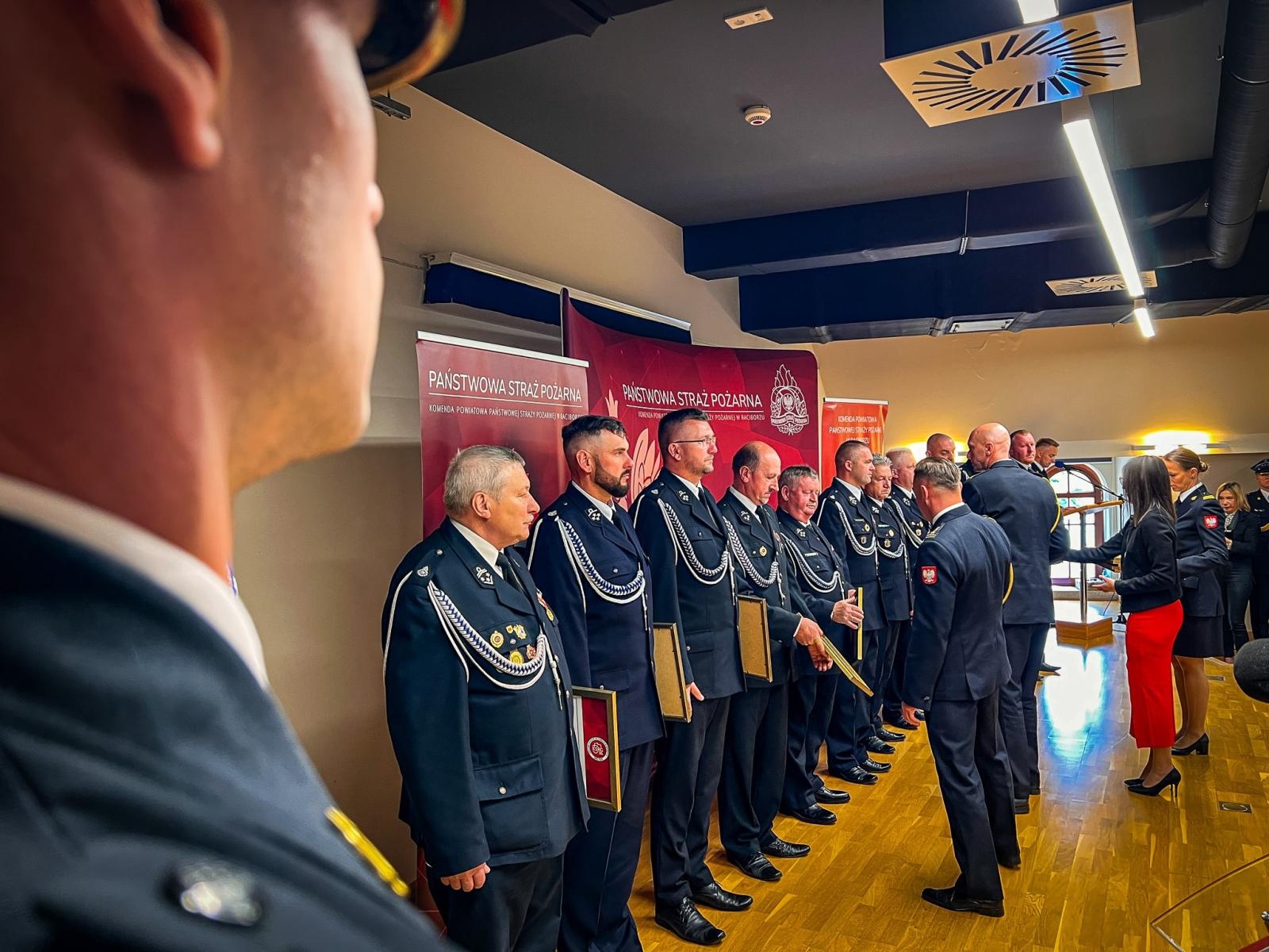 Zdjęcie w galerii na portalu naszraciborz.pl: Uroczystość z okazji Dnia Strażaka na Zamku Piastowskim [FOTO i WIDEO] wiadomości z regionu