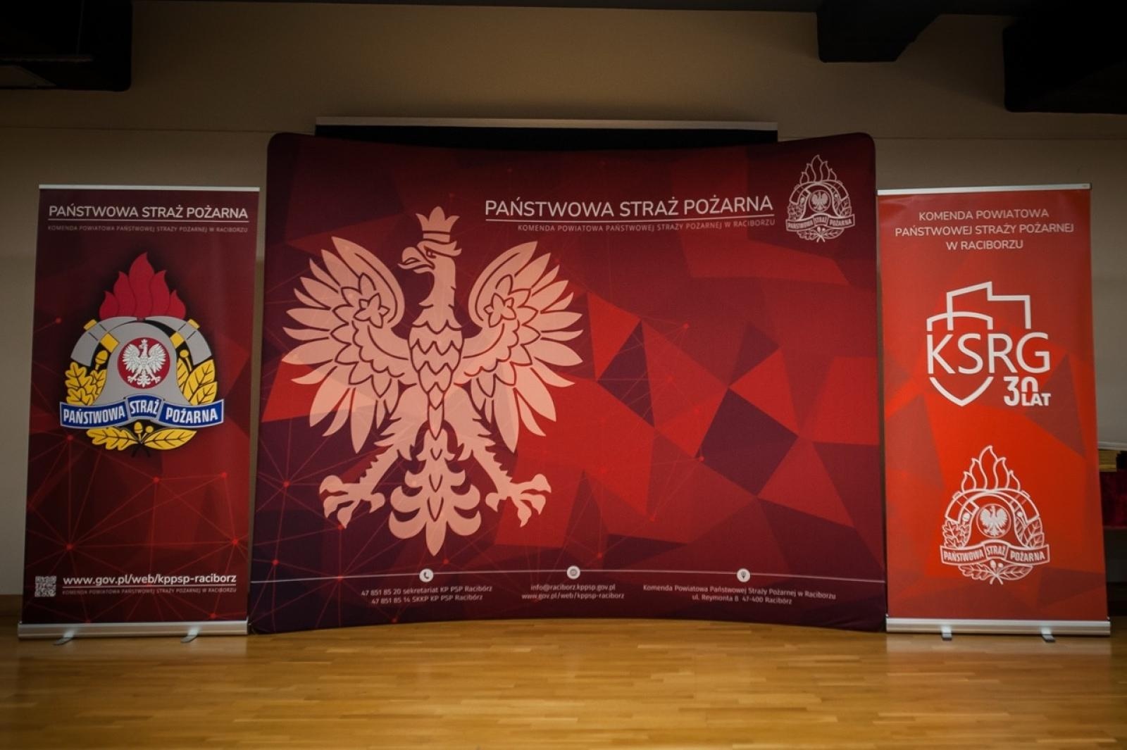 Zdjęcie w galerii na portalu naszraciborz.pl: Uroczystość z okazji Dnia Strażaka na Zamku Piastowskim [FOTO i WIDEO] wiadomości z regionu