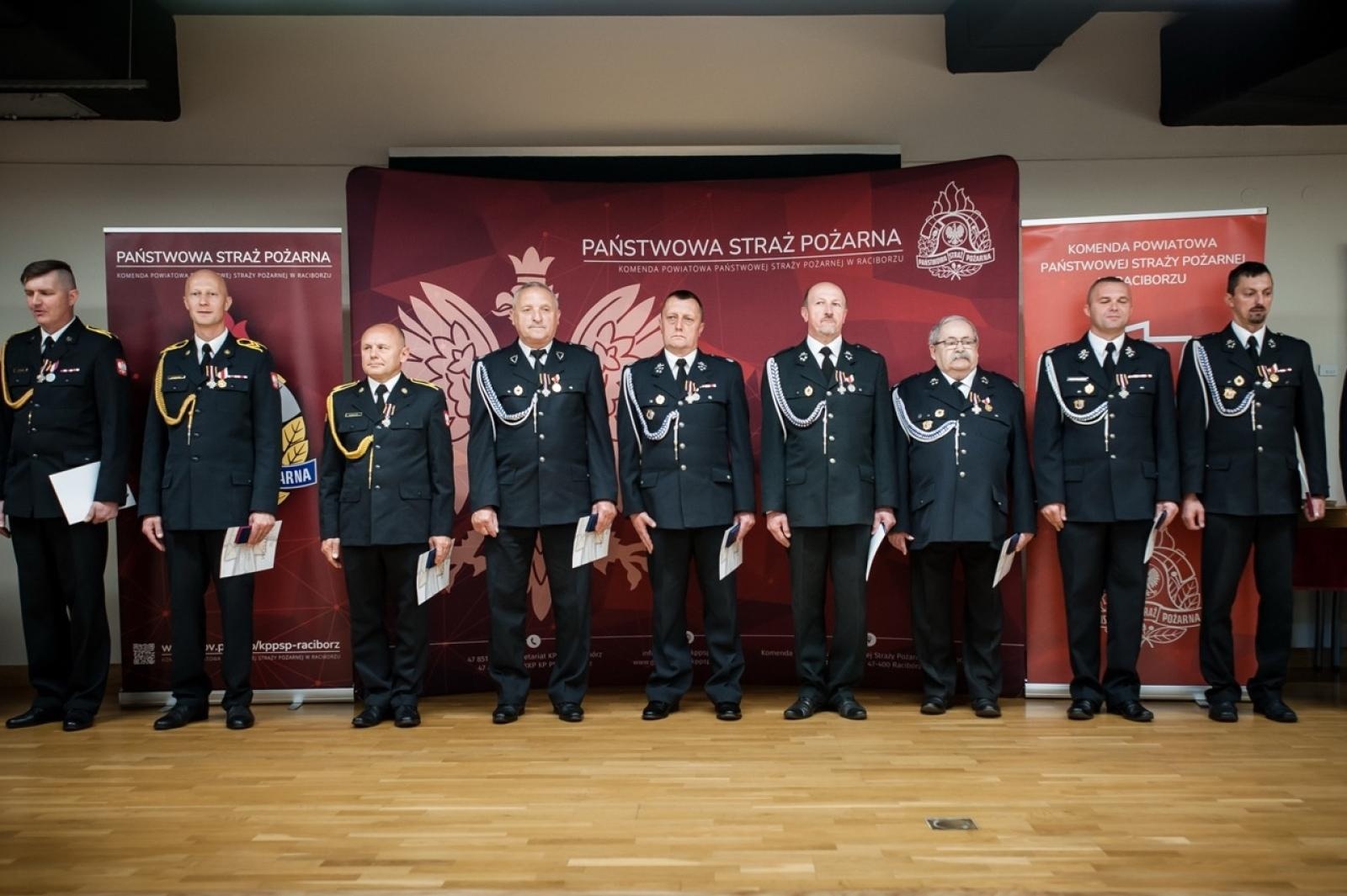 Zdjęcie w galerii na portalu naszraciborz.pl: Uroczystość z okazji Dnia Strażaka na Zamku Piastowskim [FOTO i WIDEO] wiadomości z regionu
