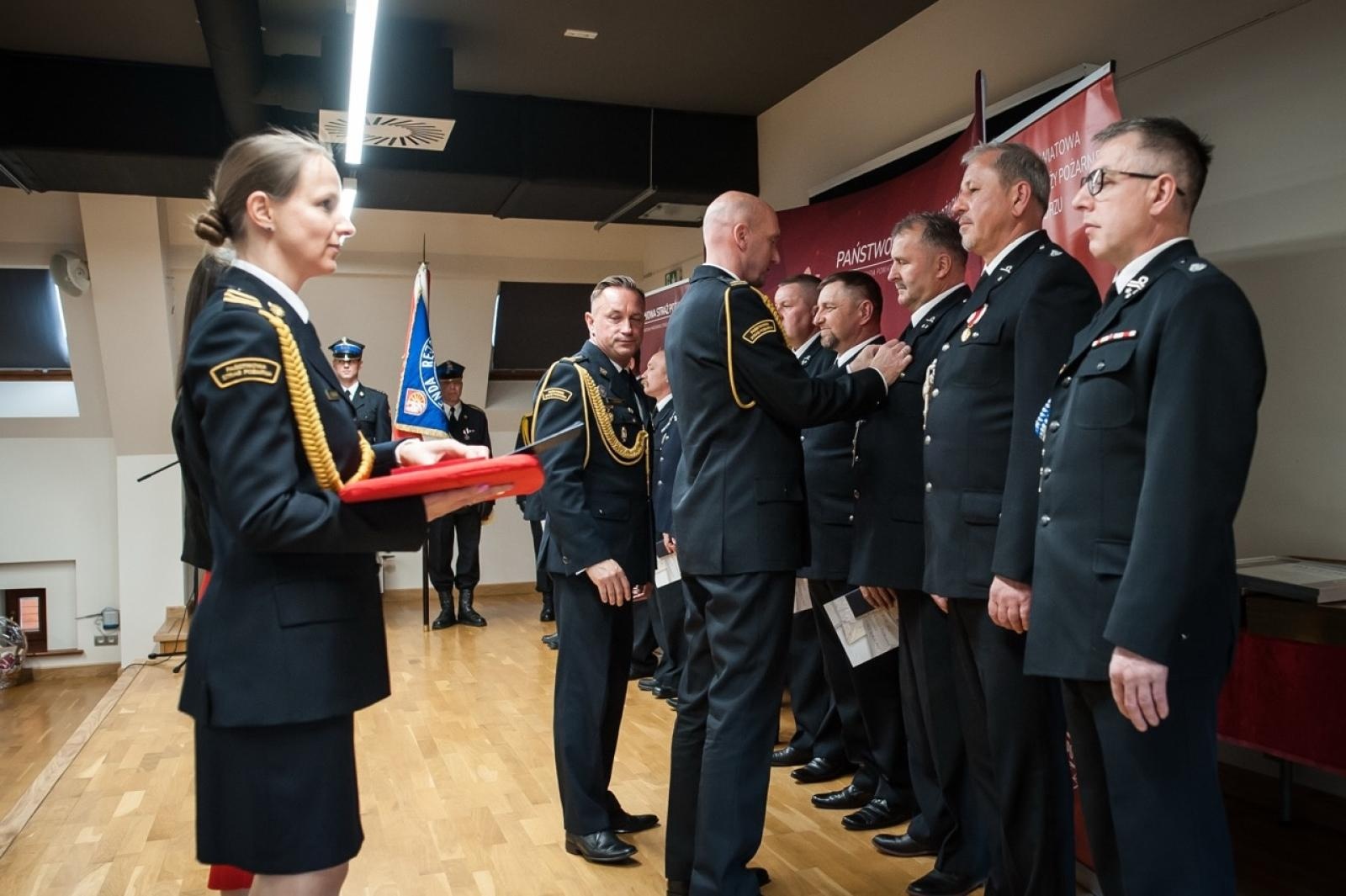 Zdjęcie w galerii na portalu naszraciborz.pl: Uroczystość z okazji Dnia Strażaka na Zamku Piastowskim [FOTO i WIDEO] wiadomości z regionu