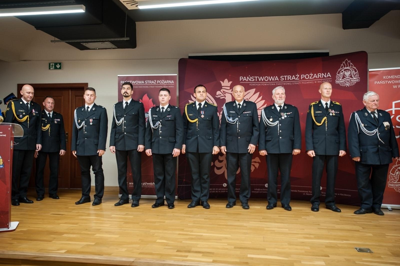 Zdjęcie w galerii na portalu naszraciborz.pl: Uroczystość z okazji Dnia Strażaka na Zamku Piastowskim [FOTO i WIDEO] wiadomości z regionu