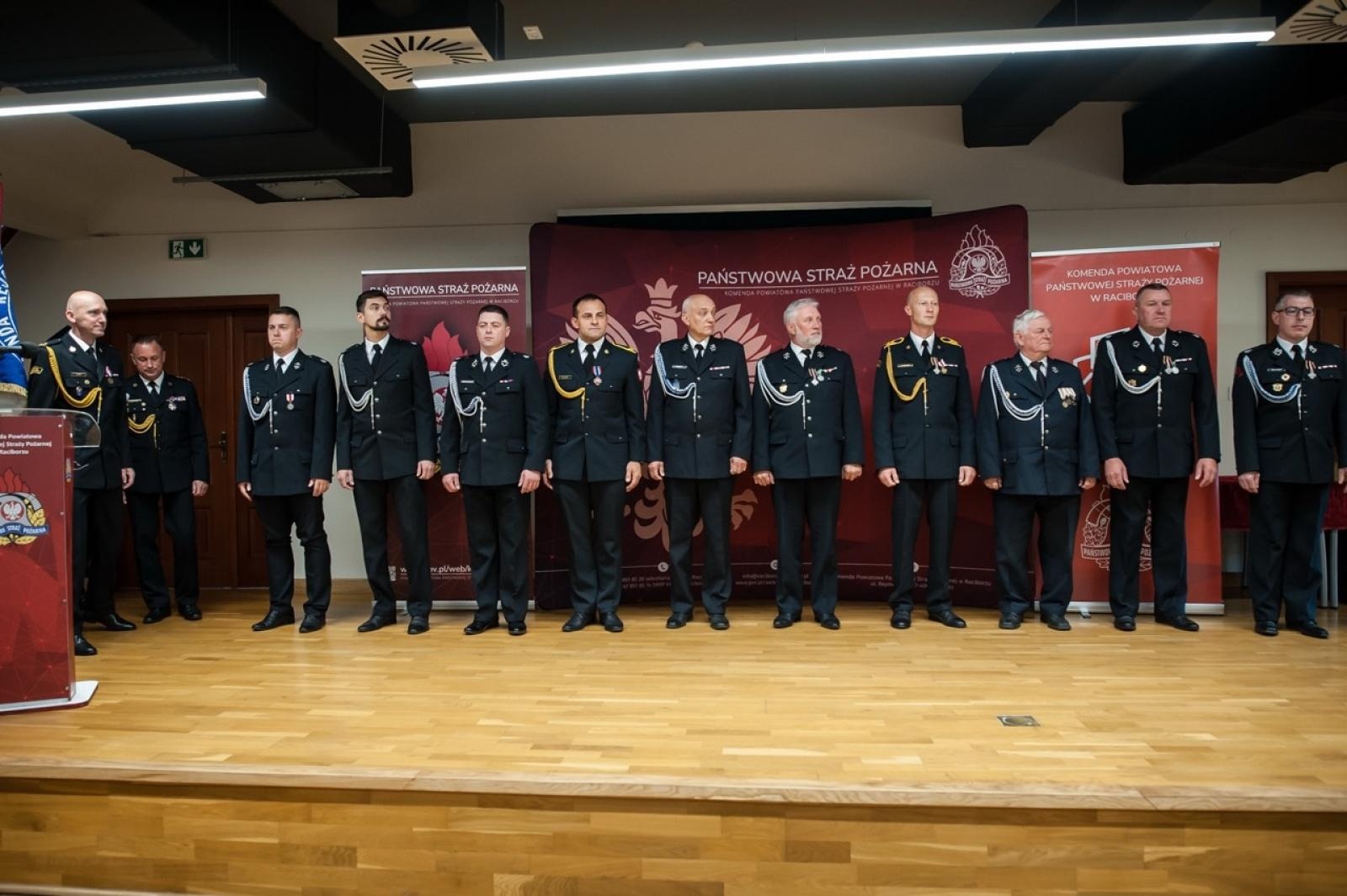Zdjęcie w galerii na portalu naszraciborz.pl: Uroczystość z okazji Dnia Strażaka na Zamku Piastowskim [FOTO i WIDEO] wiadomości z regionu