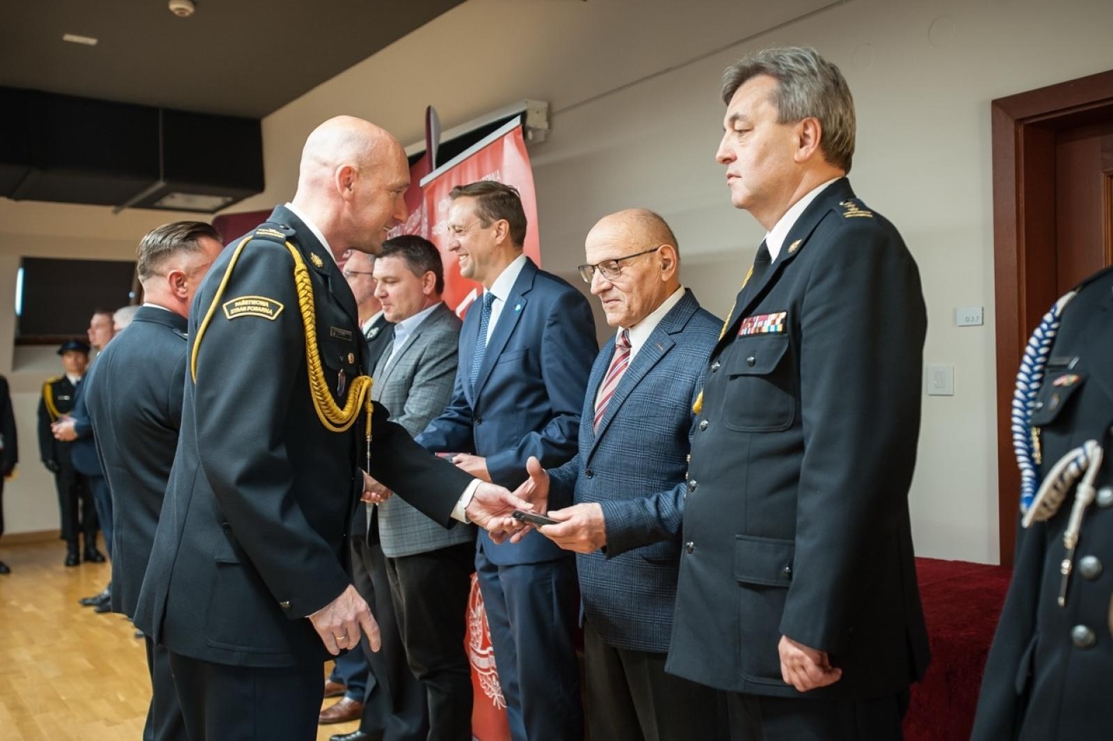 Zdjęcie w galerii na portalu naszraciborz.pl: Uroczystość z okazji Dnia Strażaka na Zamku Piastowskim [FOTO i WIDEO] wiadomości z regionu