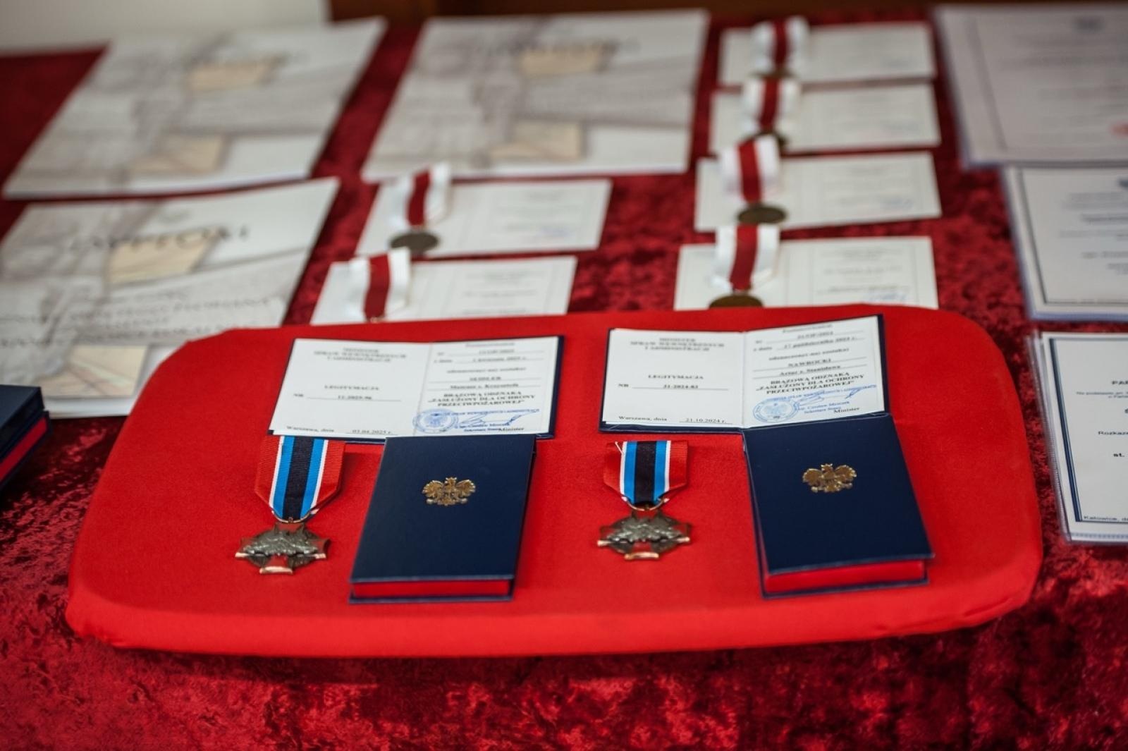 Zdjęcie w galerii na portalu naszraciborz.pl: Uroczystość z okazji Dnia Strażaka na Zamku Piastowskim [FOTO i WIDEO] wiadomości z regionu