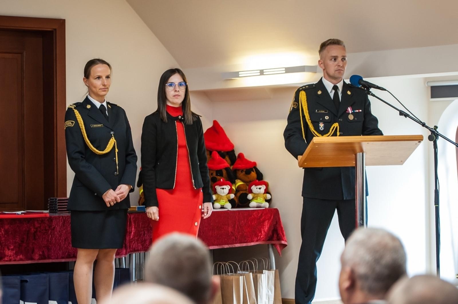 Zdjęcie w galerii na portalu naszraciborz.pl: Uroczystość z okazji Dnia Strażaka na Zamku Piastowskim [FOTO i WIDEO] wiadomości z regionu