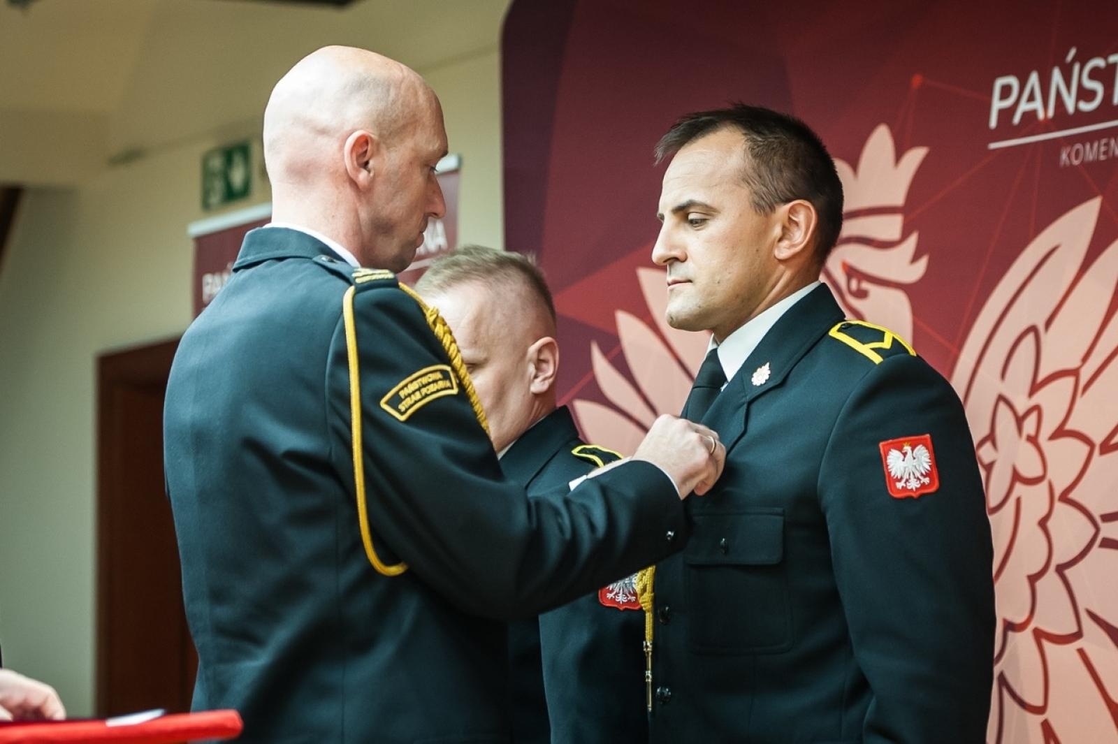 Zdjęcie w galerii na portalu naszraciborz.pl: Uroczystość z okazji Dnia Strażaka na Zamku Piastowskim [FOTO i WIDEO] wiadomości z regionu