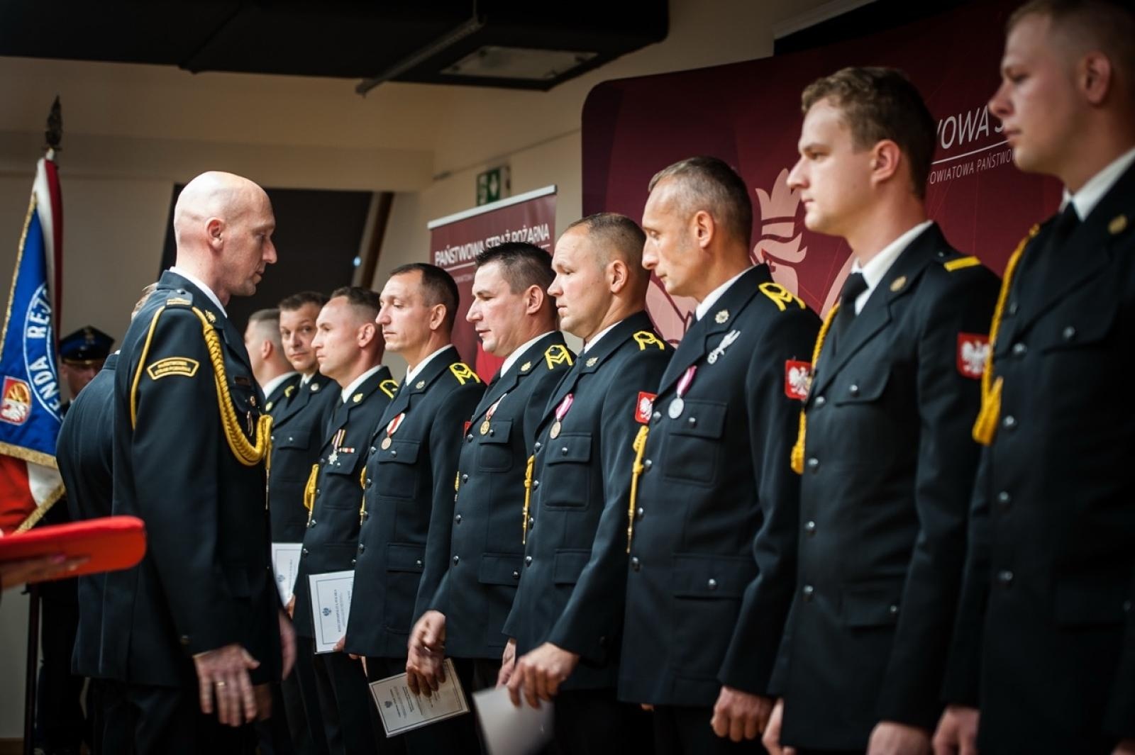 Zdjęcie w galerii na portalu naszraciborz.pl: Uroczystość z okazji Dnia Strażaka na Zamku Piastowskim [FOTO i WIDEO] wiadomości z regionu