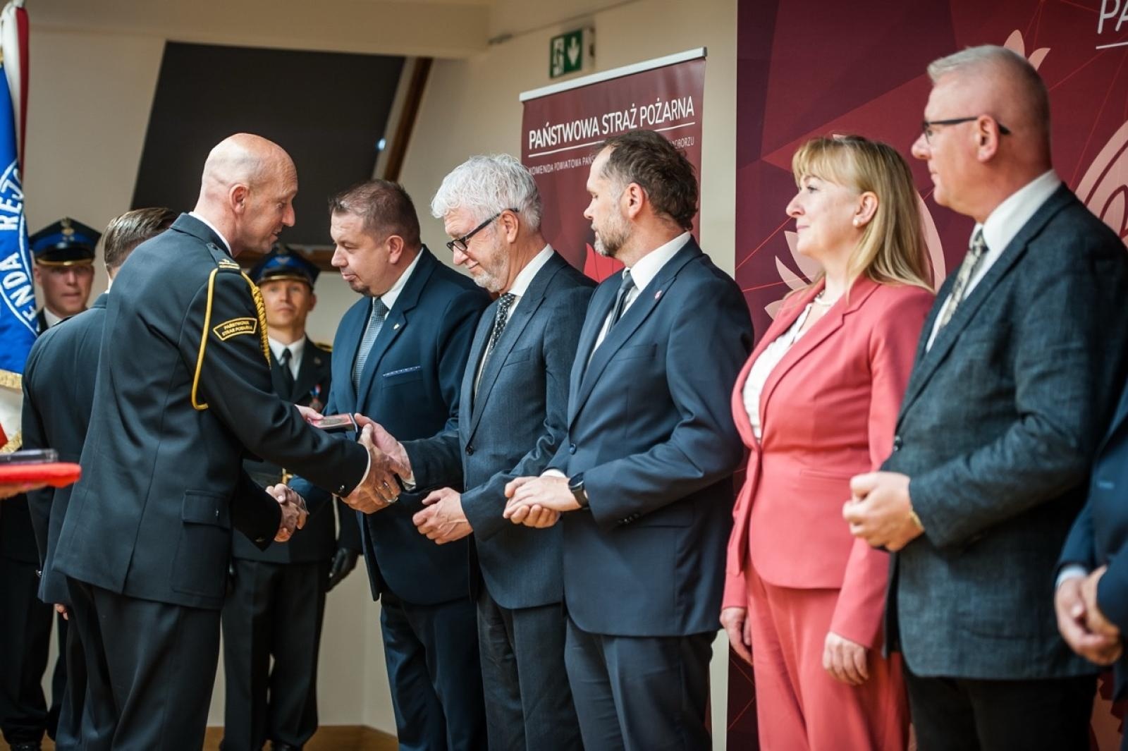 Zdjęcie w galerii na portalu naszraciborz.pl: Uroczystość z okazji Dnia Strażaka na Zamku Piastowskim [FOTO i WIDEO] wiadomości z regionu